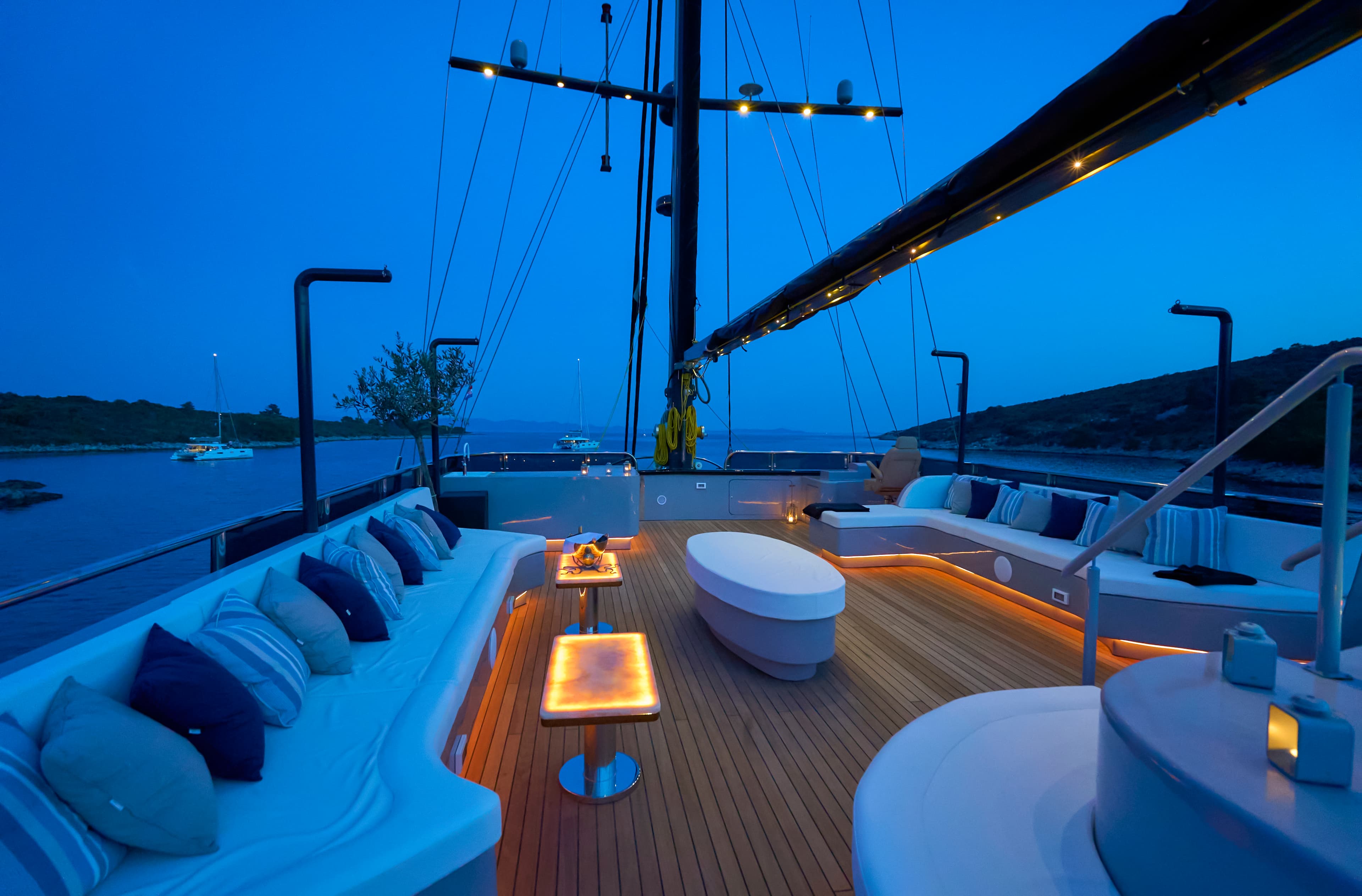 Luxury Sailing Yacht - photo 45