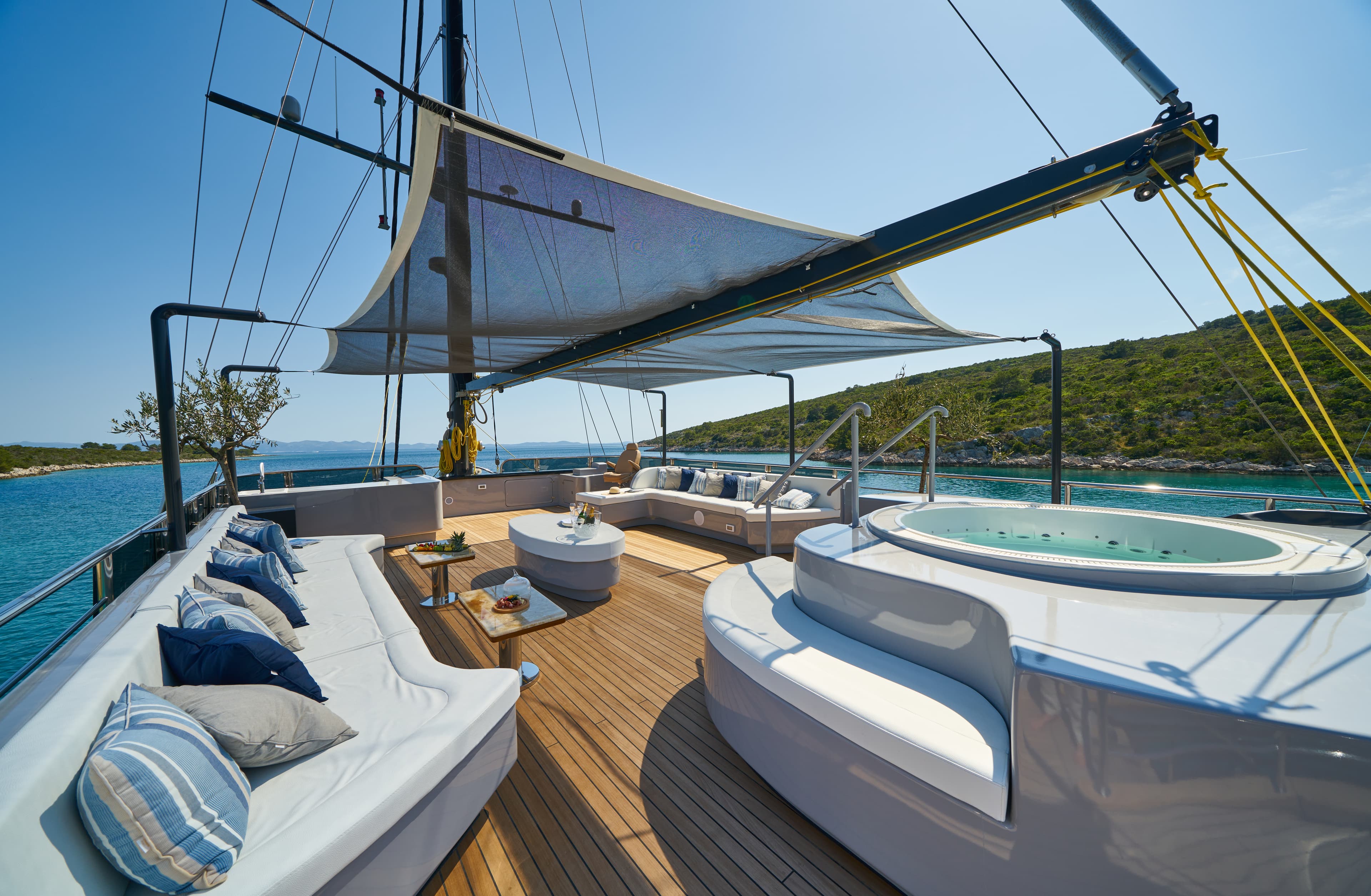 Luxury Sailing Yacht - photo 57