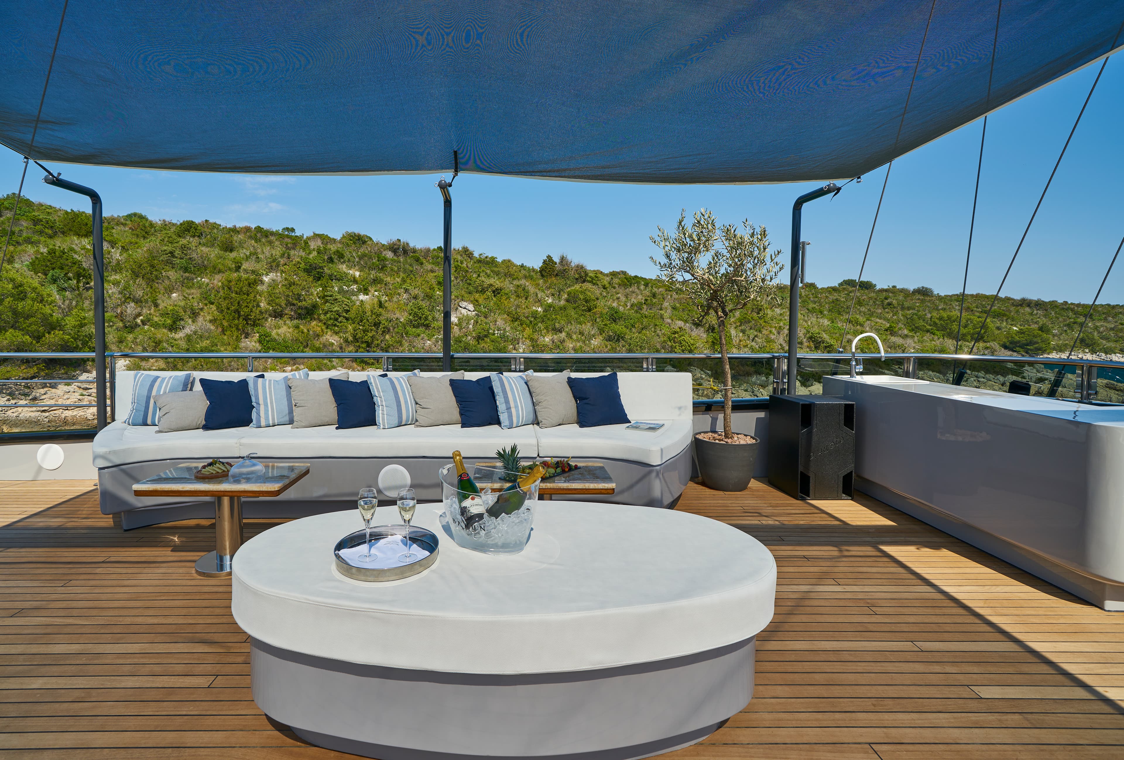 Luxury Sailing Yacht - photo 44