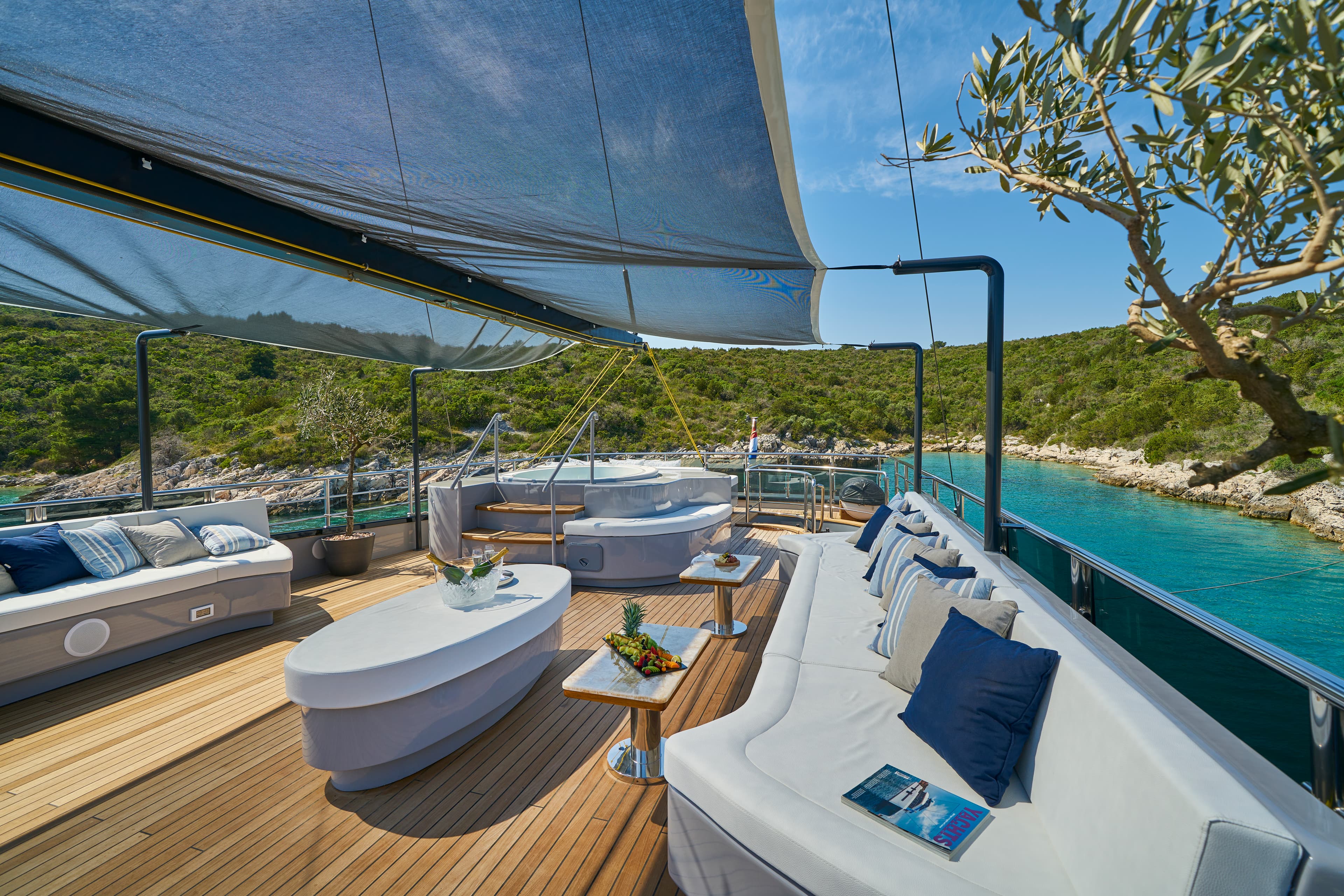 Luxury Sailing Yacht - photo 35