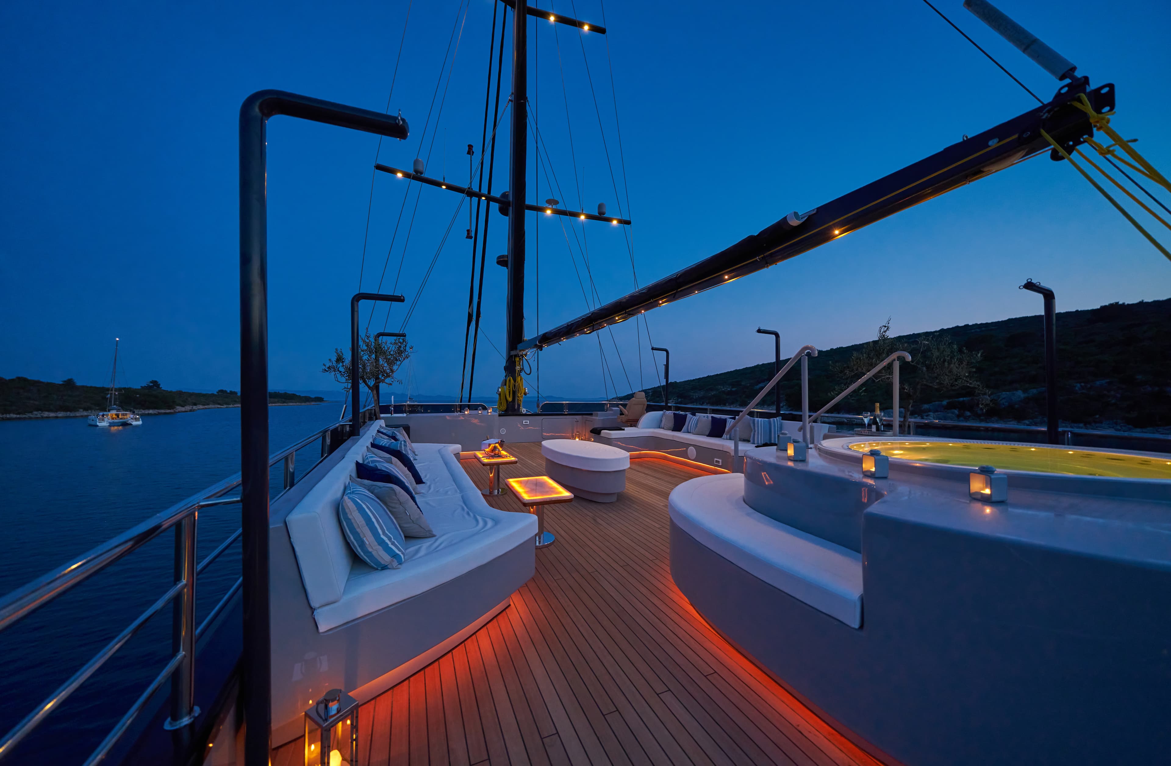 Luxury Sailing Yacht - photo 37