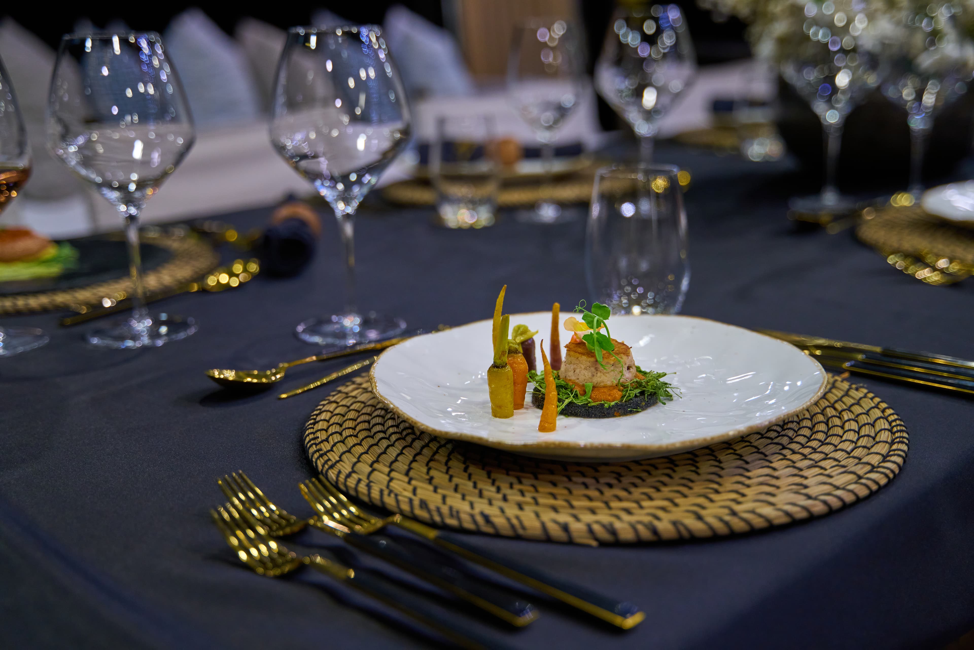 Luxury Sailing Yacht - photo 18