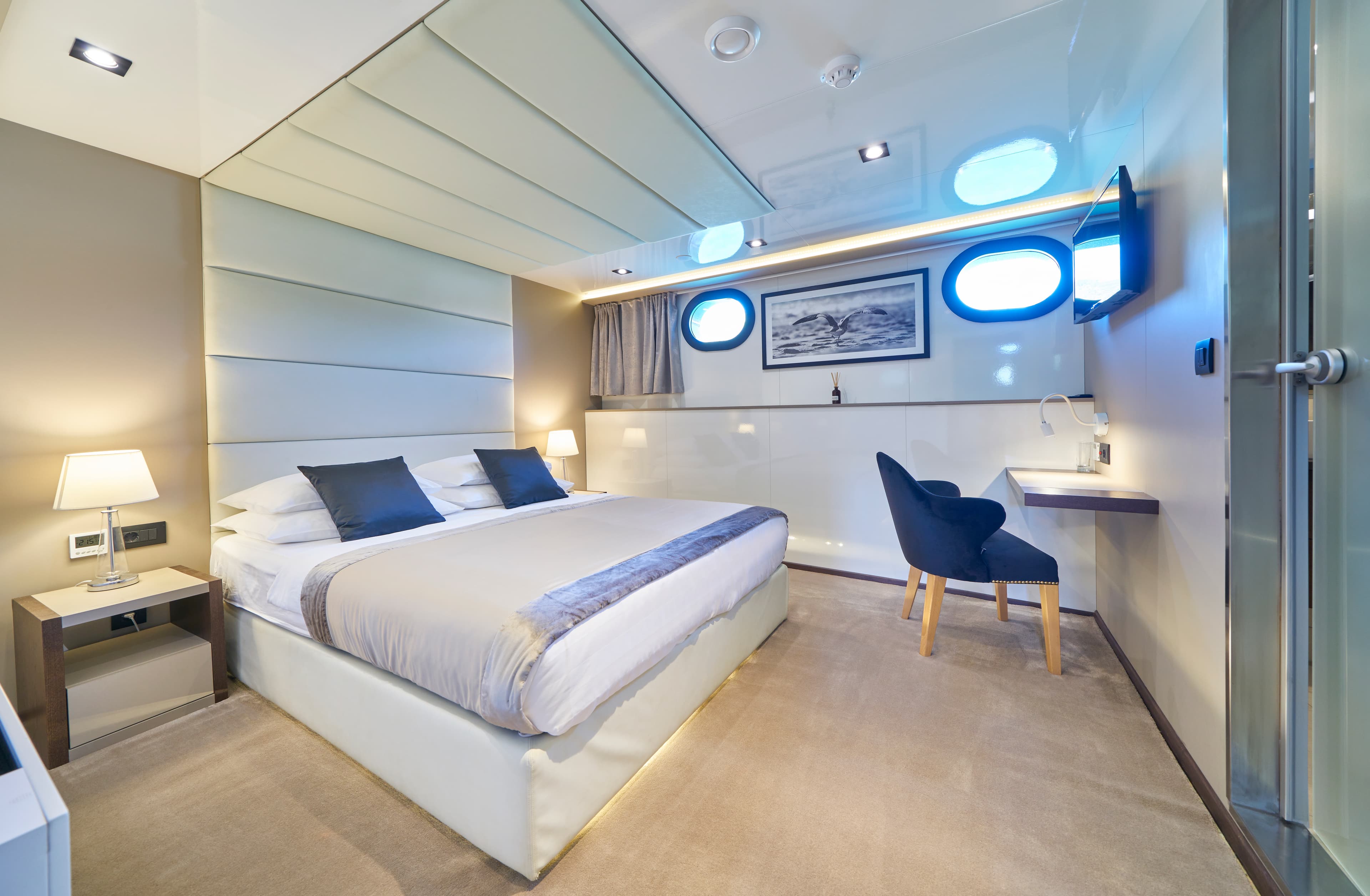 Luxury Sailing Yacht - photo 39