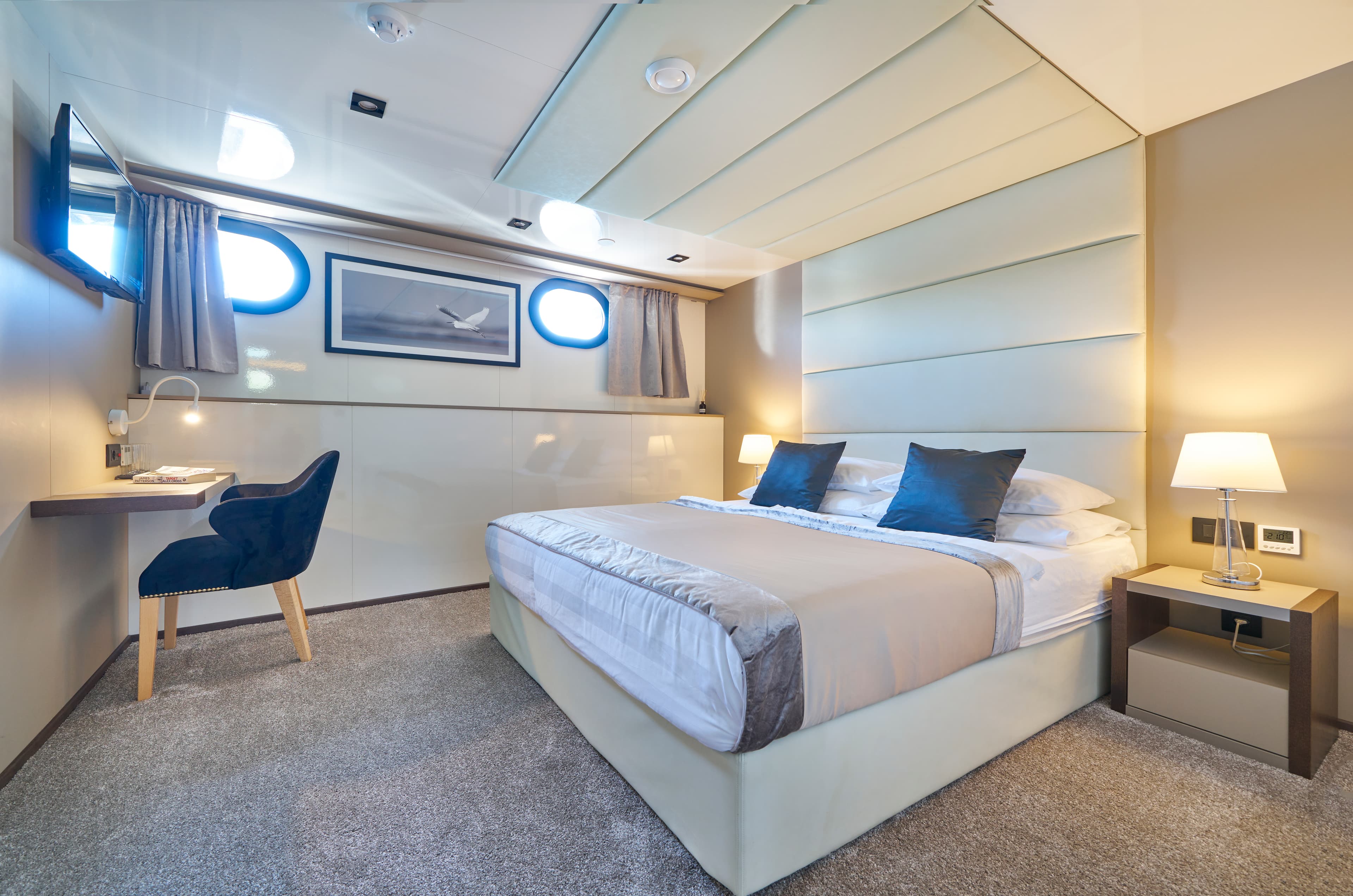 Luxury Sailing Yacht - photo 9