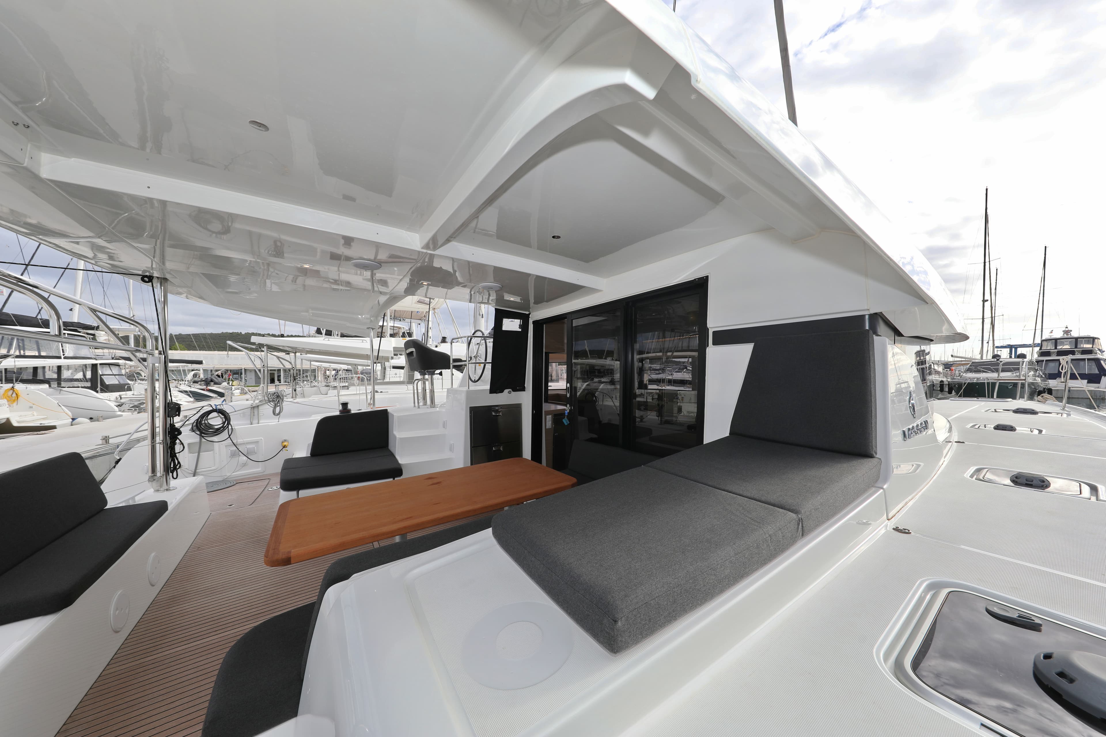 Lagoon 42 - photo 96