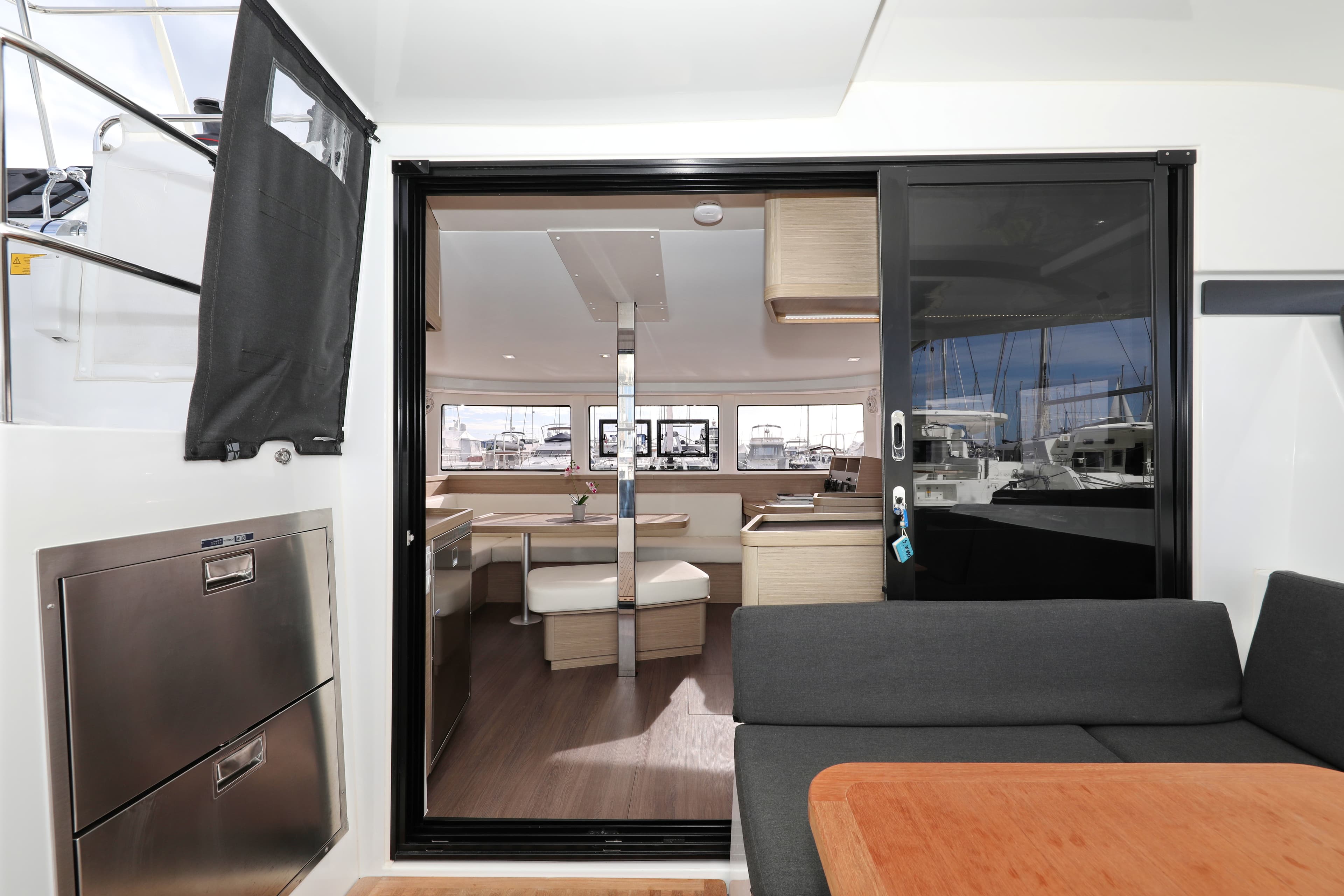 Lagoon 42 - photo 18