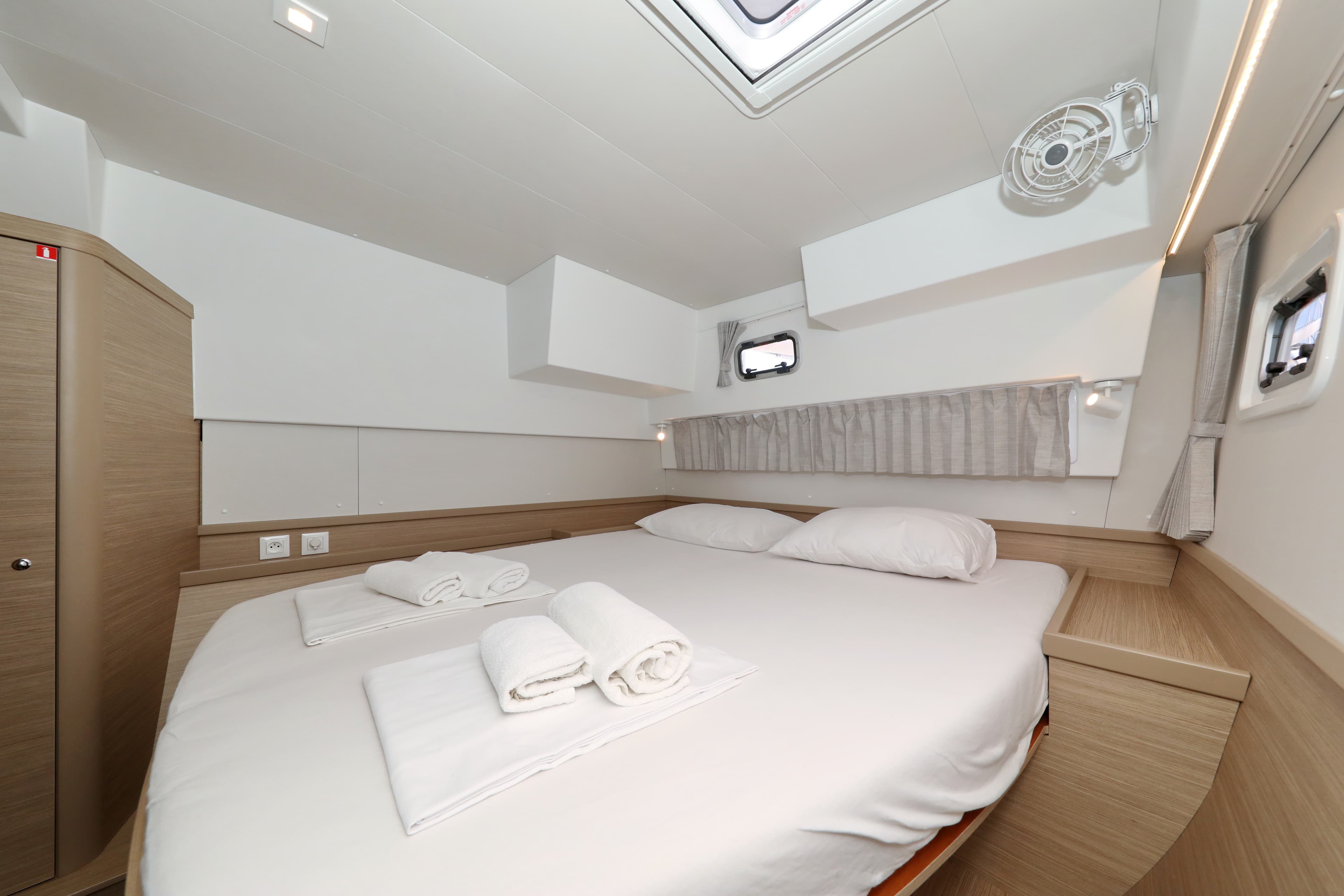 Lagoon 42 - photo 45