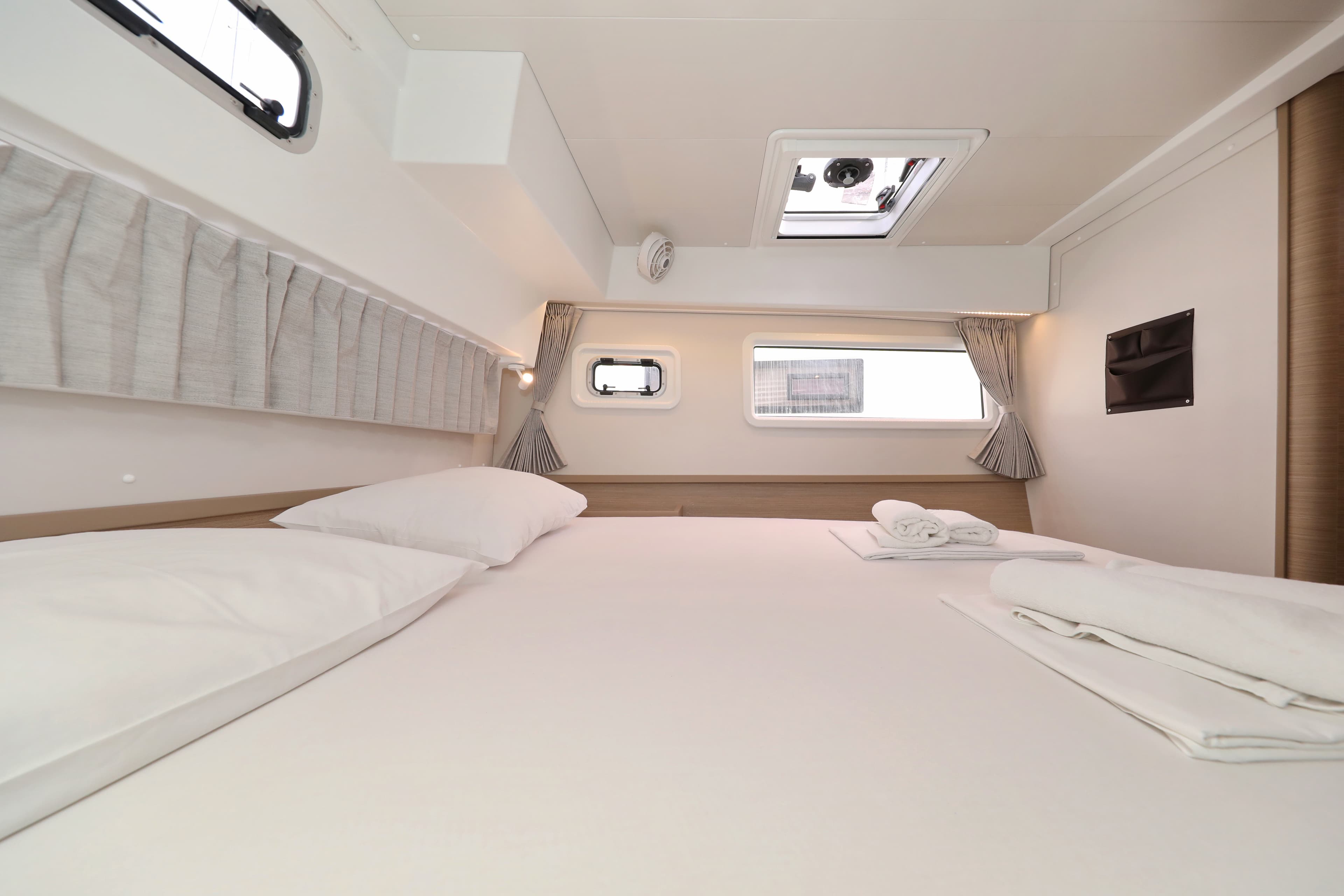 Lagoon 42 - photo 34