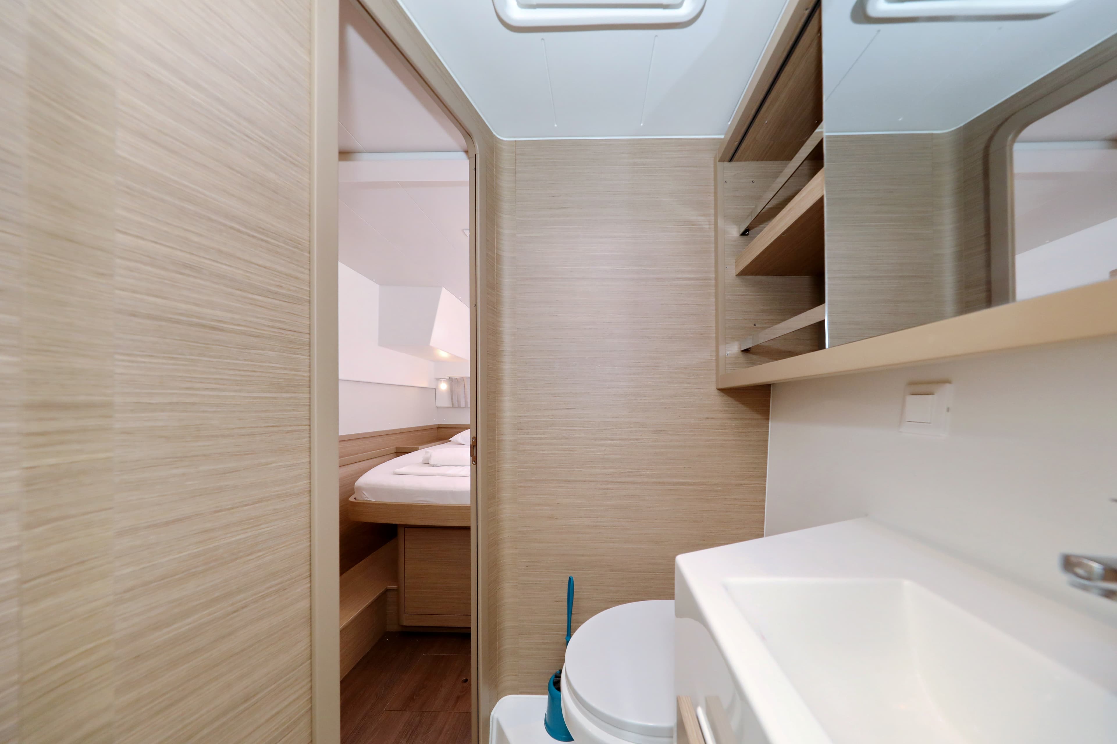 Lagoon 42 - photo 60