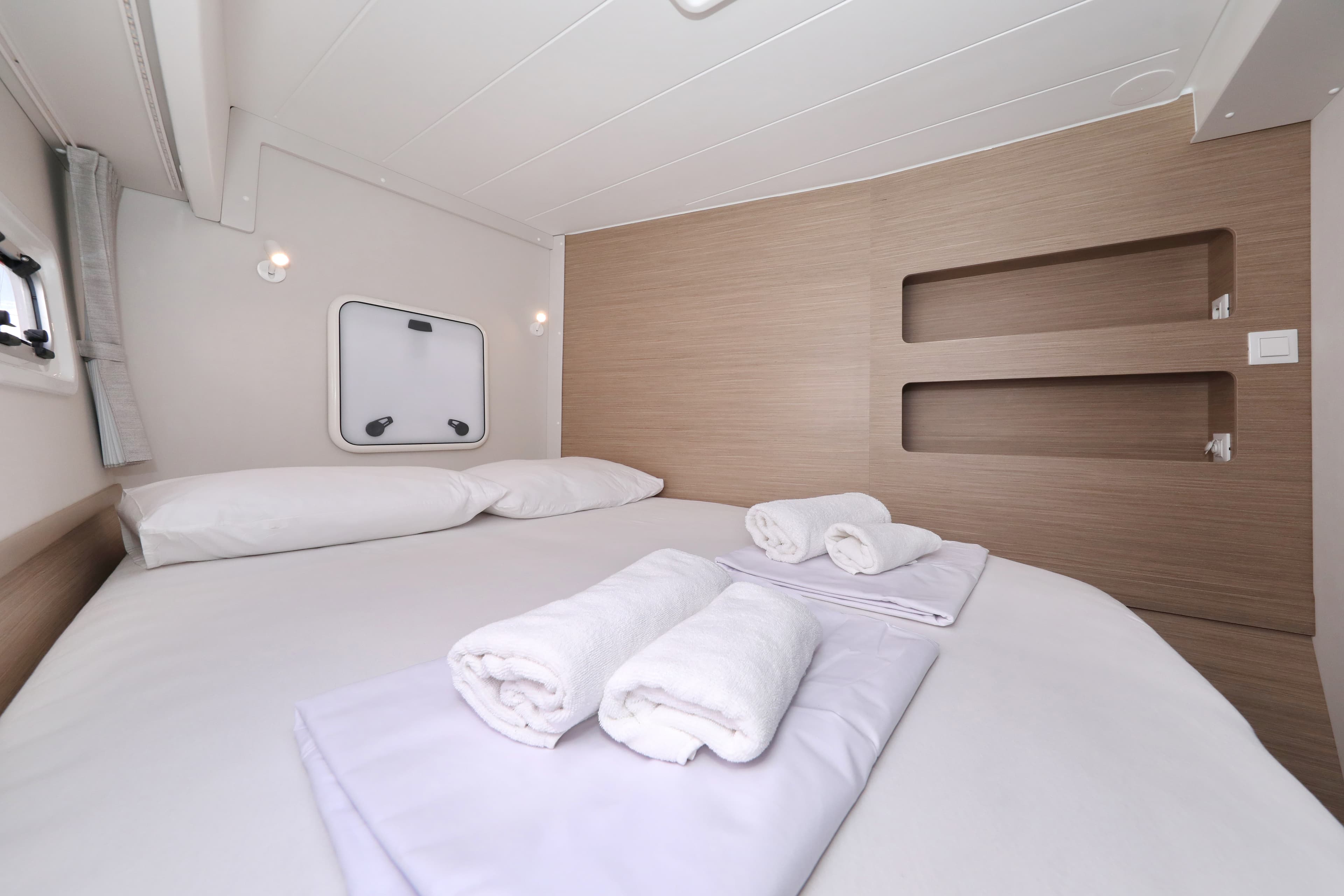 Lagoon 42 - photo 14