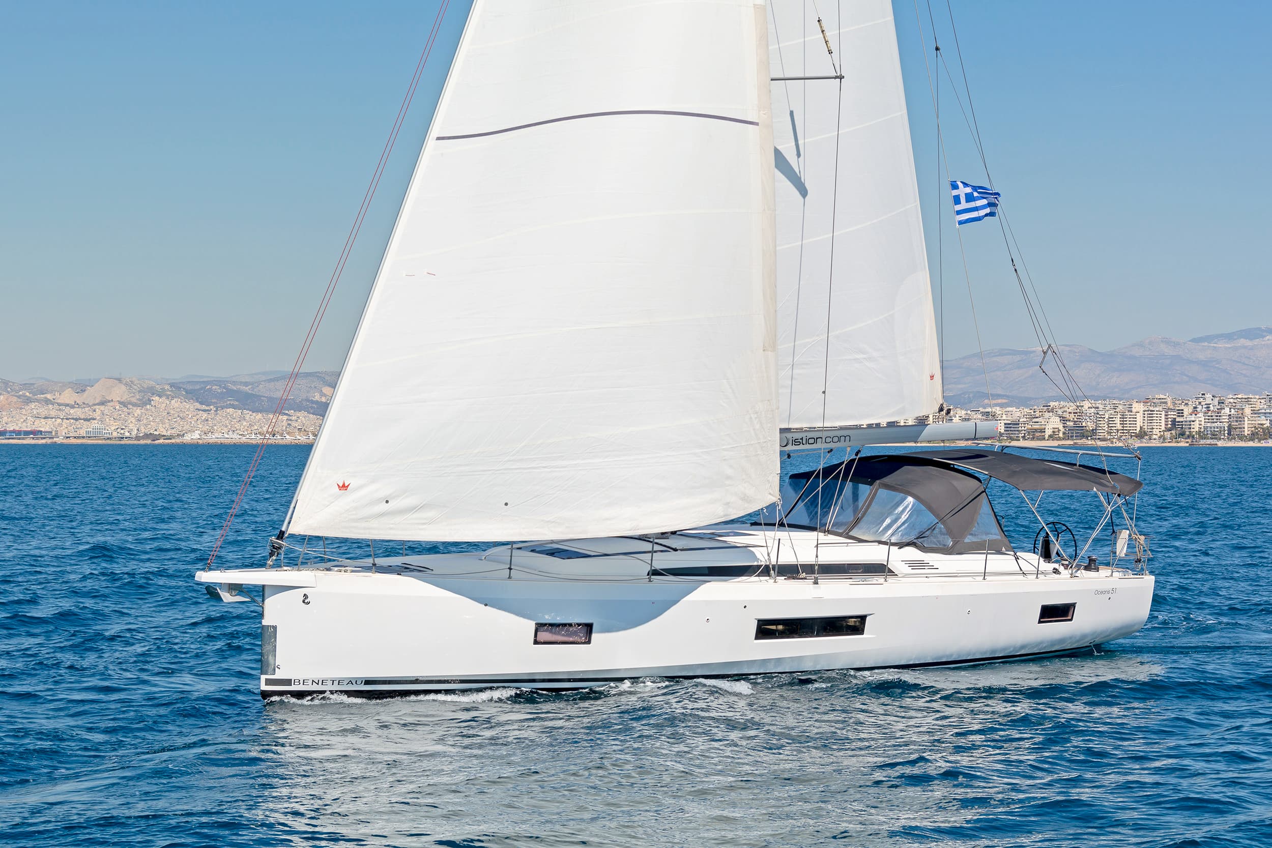 Oceanis 51.1 - photo 15