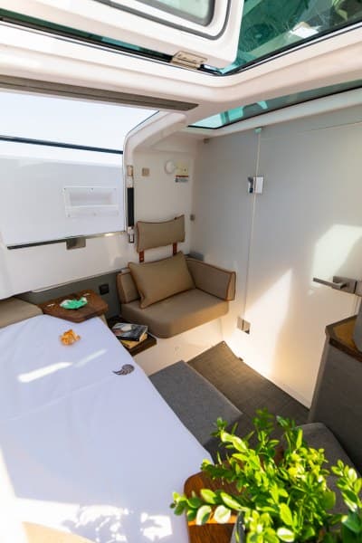 Axopar 37 XC Cross Cabin - photo 12