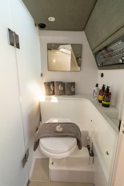 Axopar 37 XC Cross Cabin - photo 10