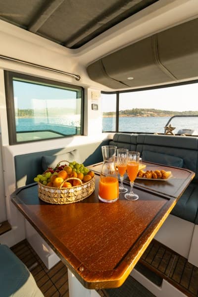 Axopar 37 XC Cross Cabin - photo 11