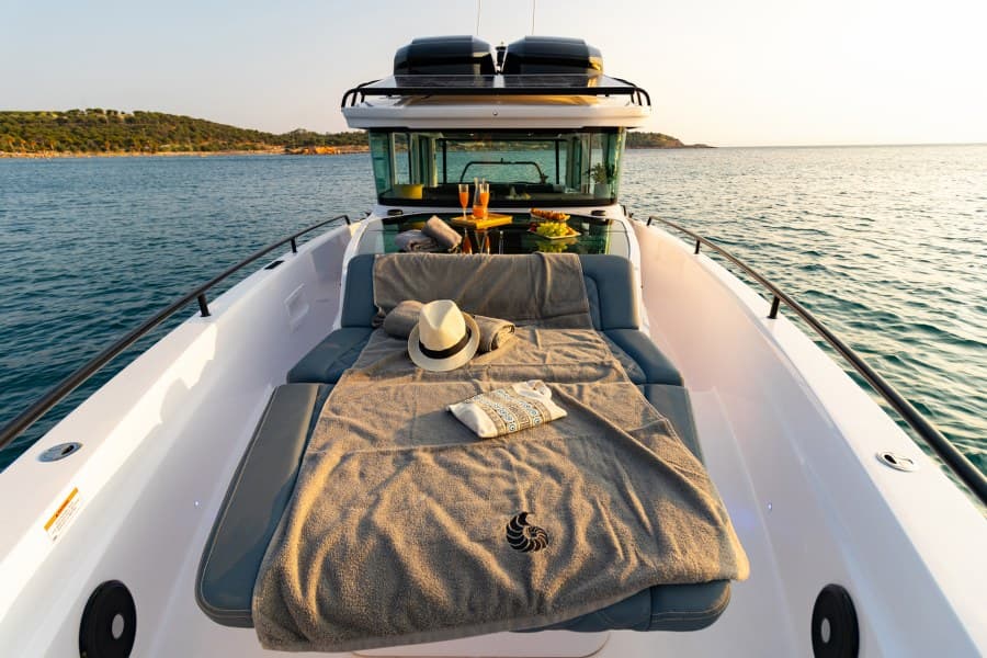 Axopar 37 XC Cross Cabin - photo 14