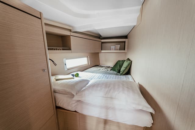 Oceanis 46.1 - photo 17