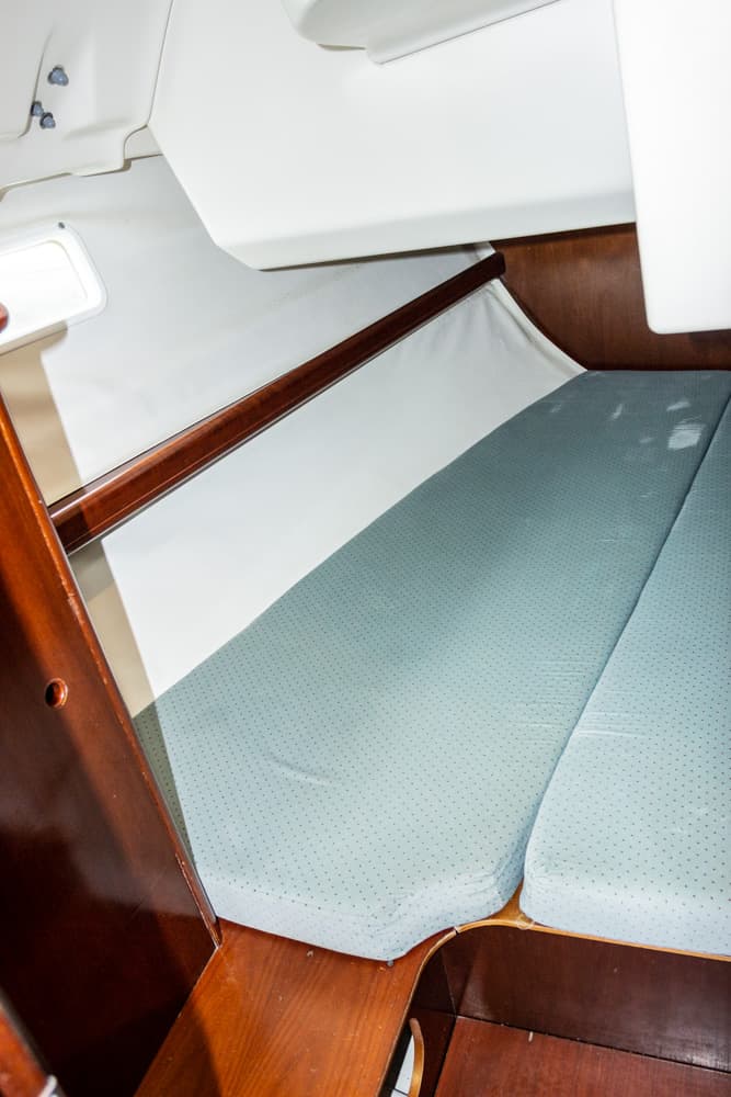 Oceanis 381 - photo 20