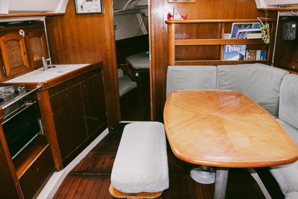 Oceanis 381 - photo 12