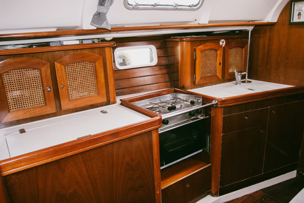 Oceanis 381 - photo 19