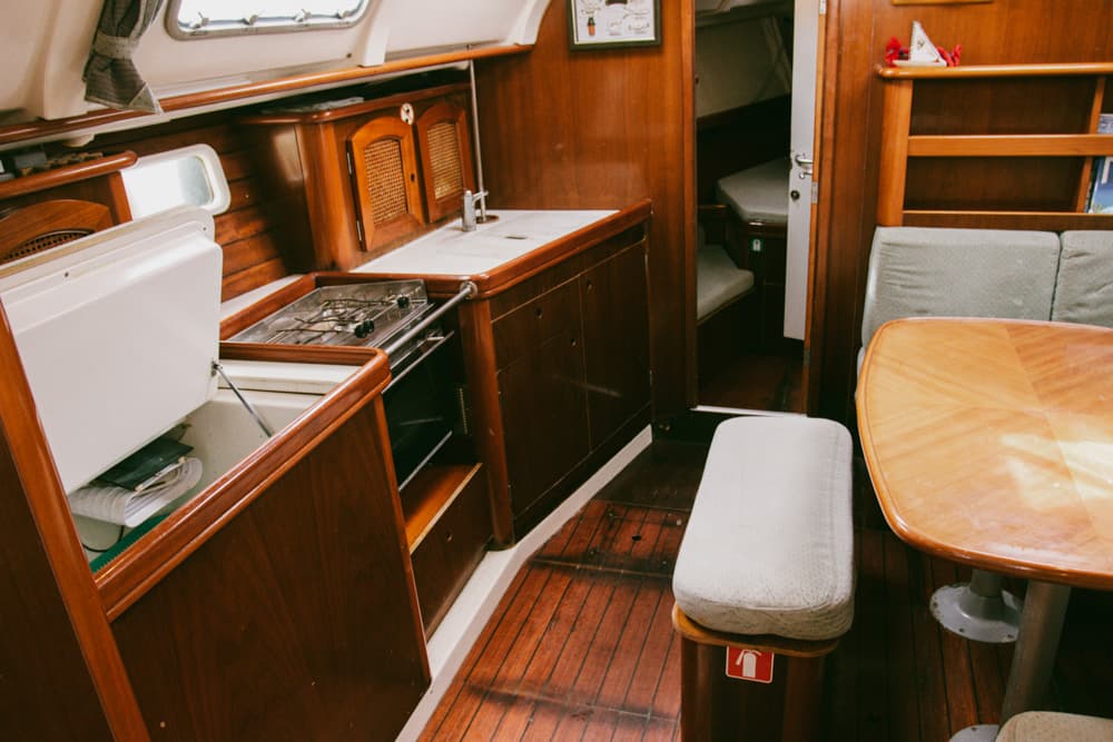 Oceanis 381 - photo 5