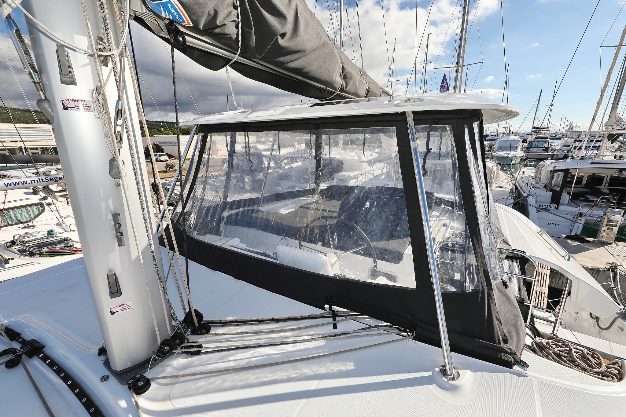 Lagoon 46  - photo 16