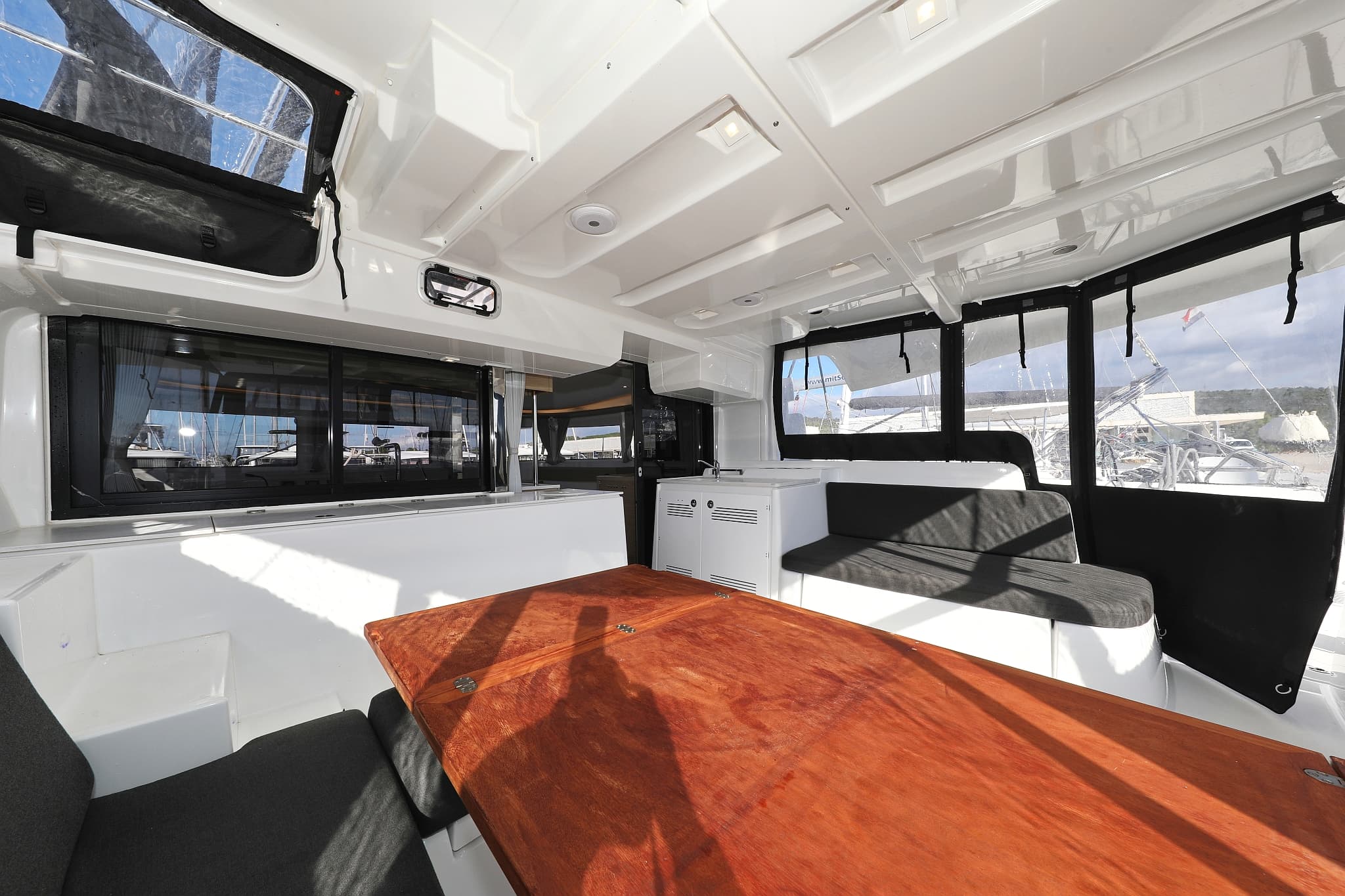 Lagoon 46  - photo 32