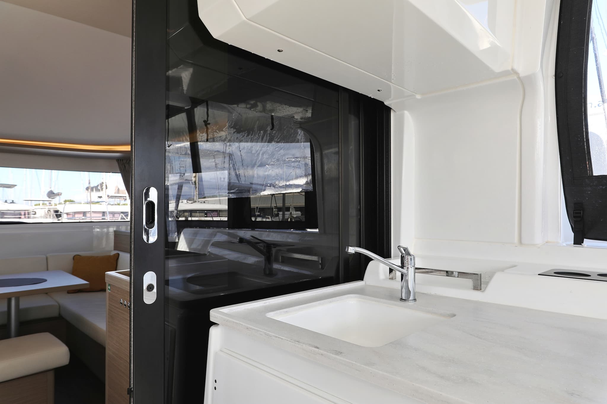 Lagoon 46  - photo 46