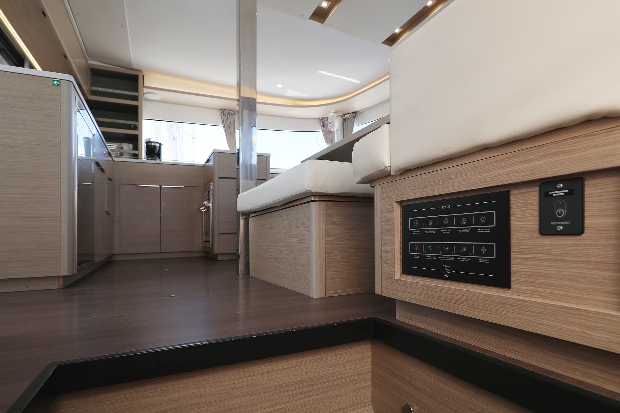 Lagoon 46  - photo 47