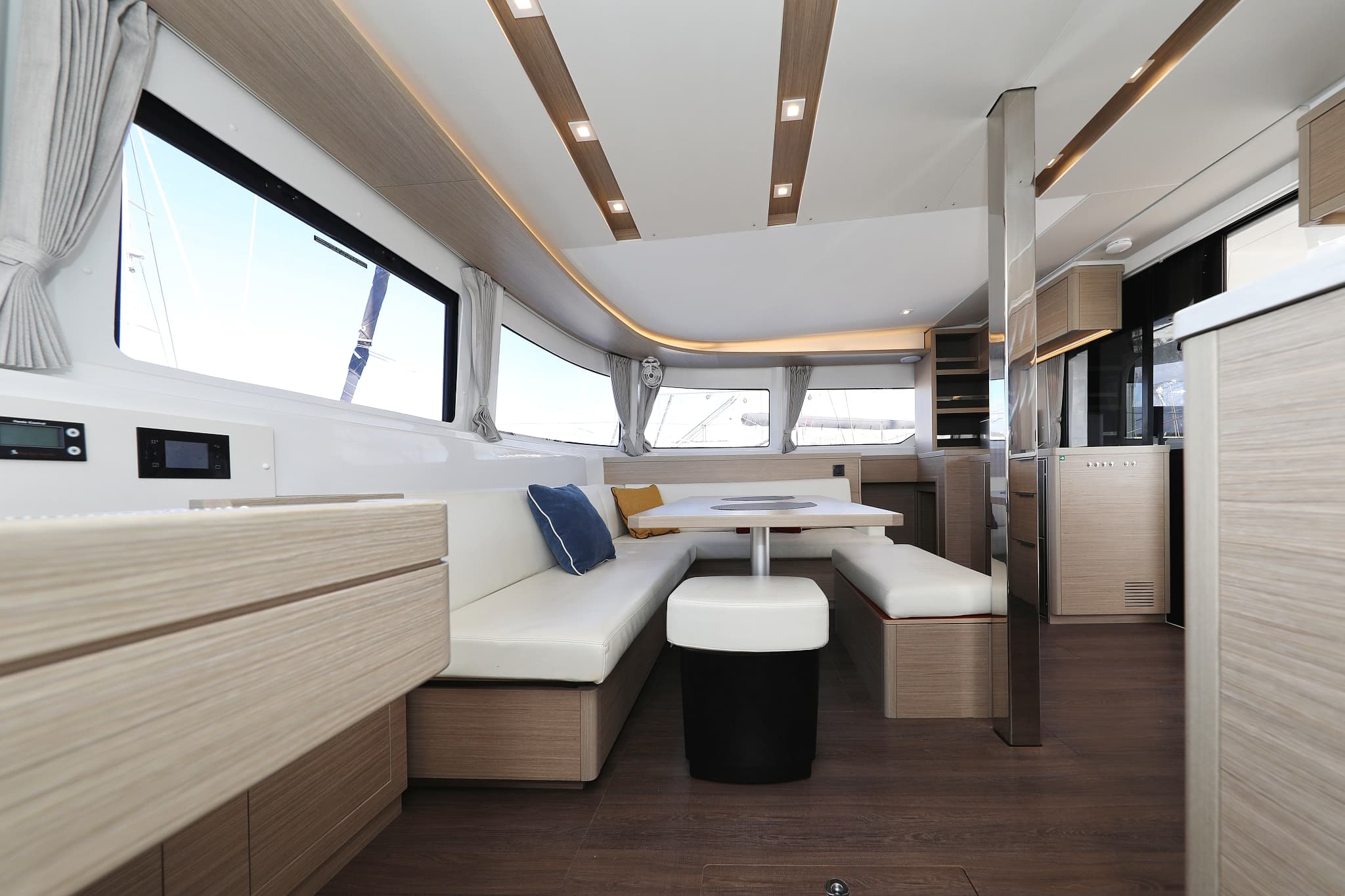 Lagoon 46  - photo 50