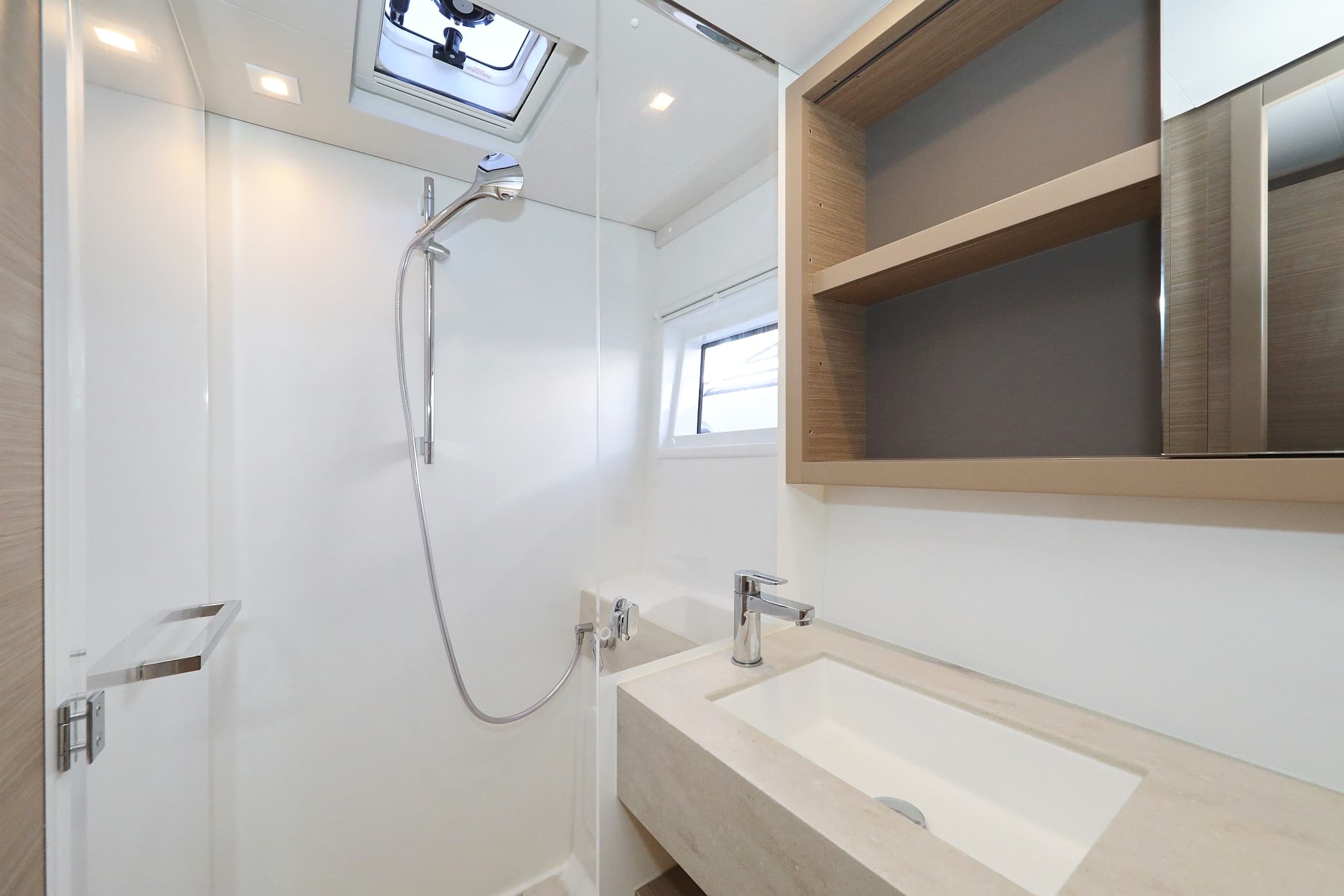 Lagoon 46  - photo 57