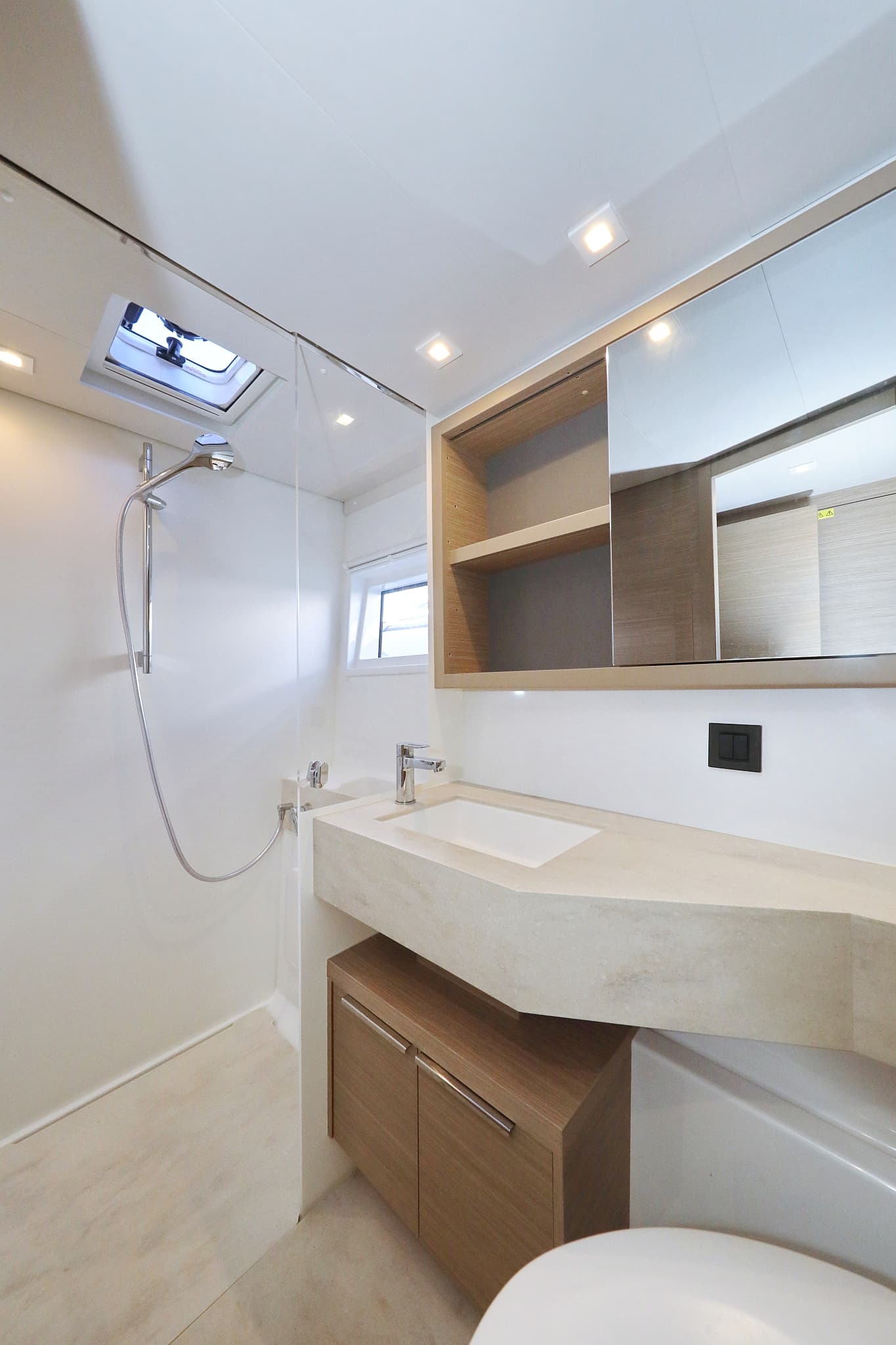 Lagoon 46  - photo 58