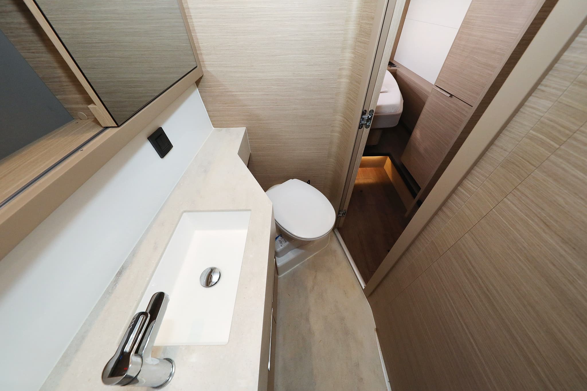 Lagoon 46  - photo 60