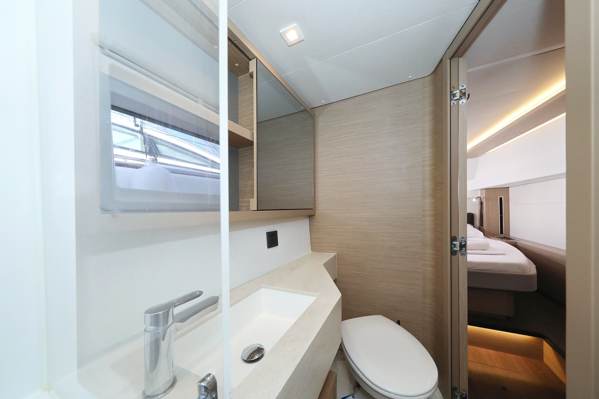 Lagoon 46  - photo 61