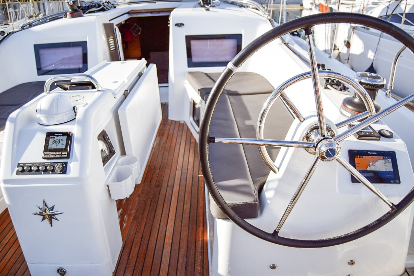 Sun Odyssey 410 - photo 10