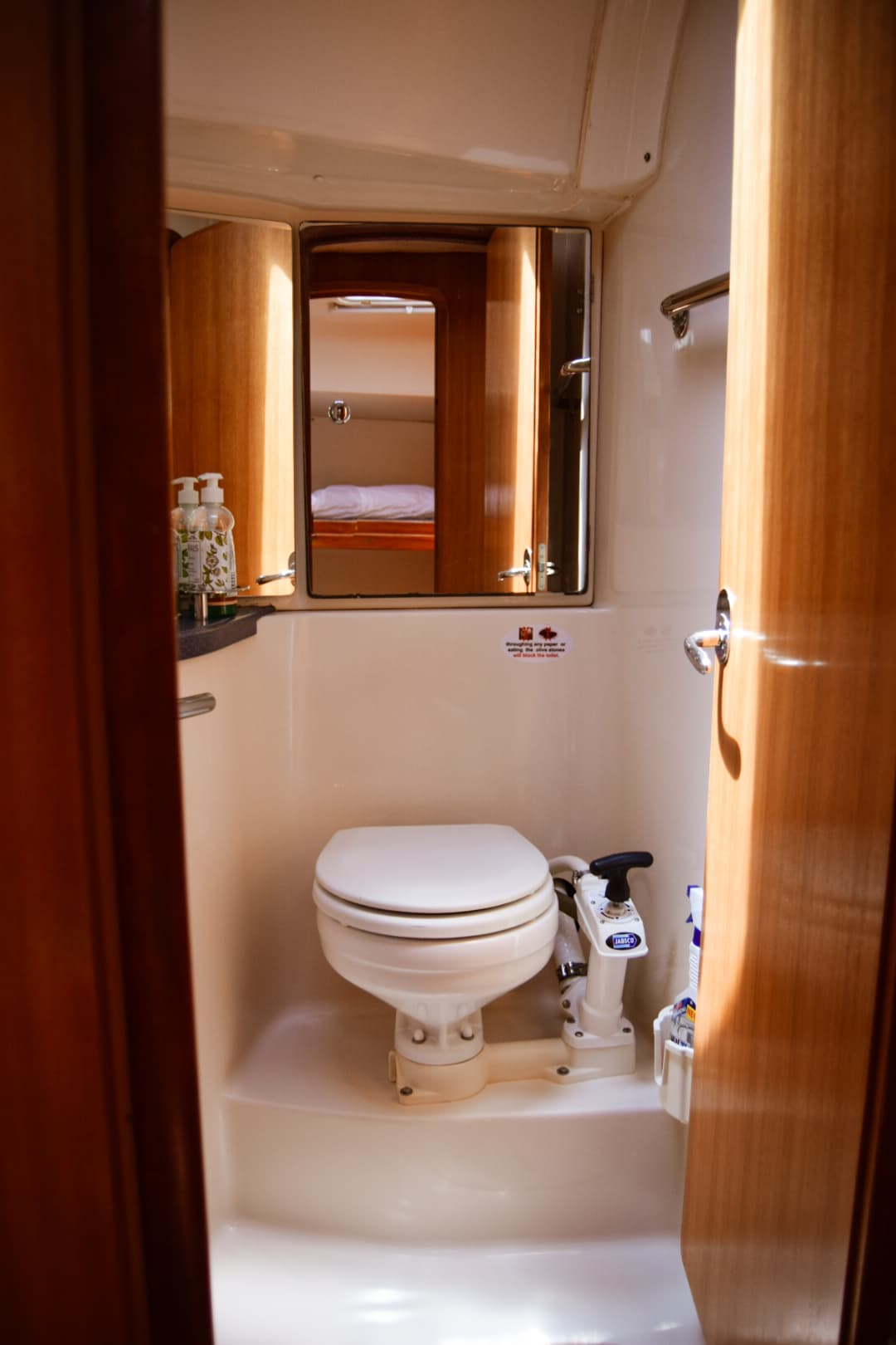 Bavaria 46 - photo 12