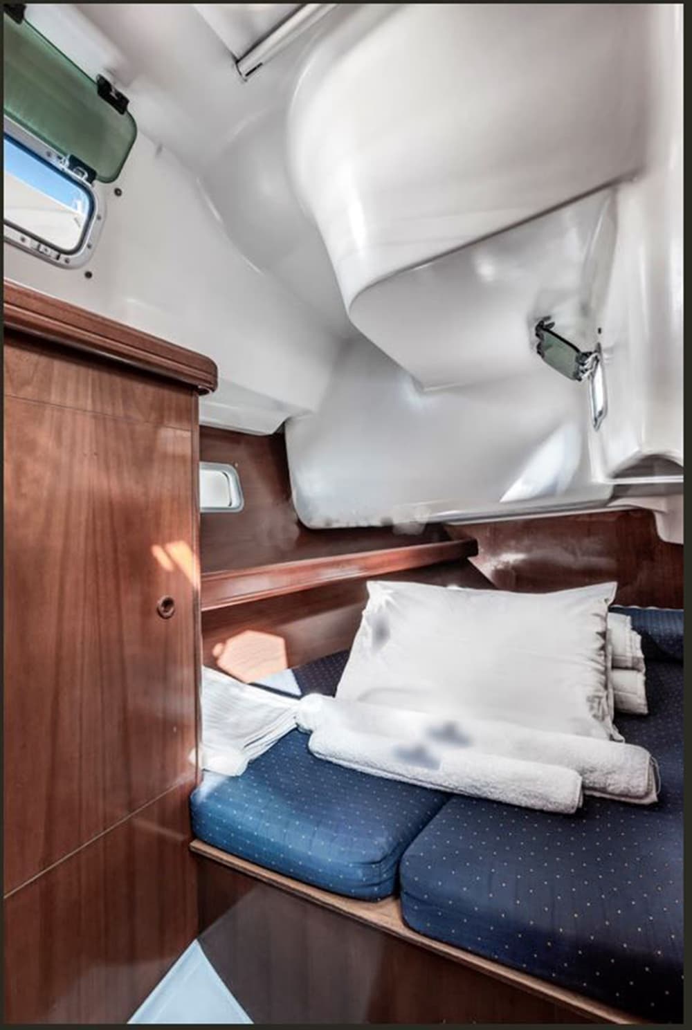 Oceanis 361 - photo 7