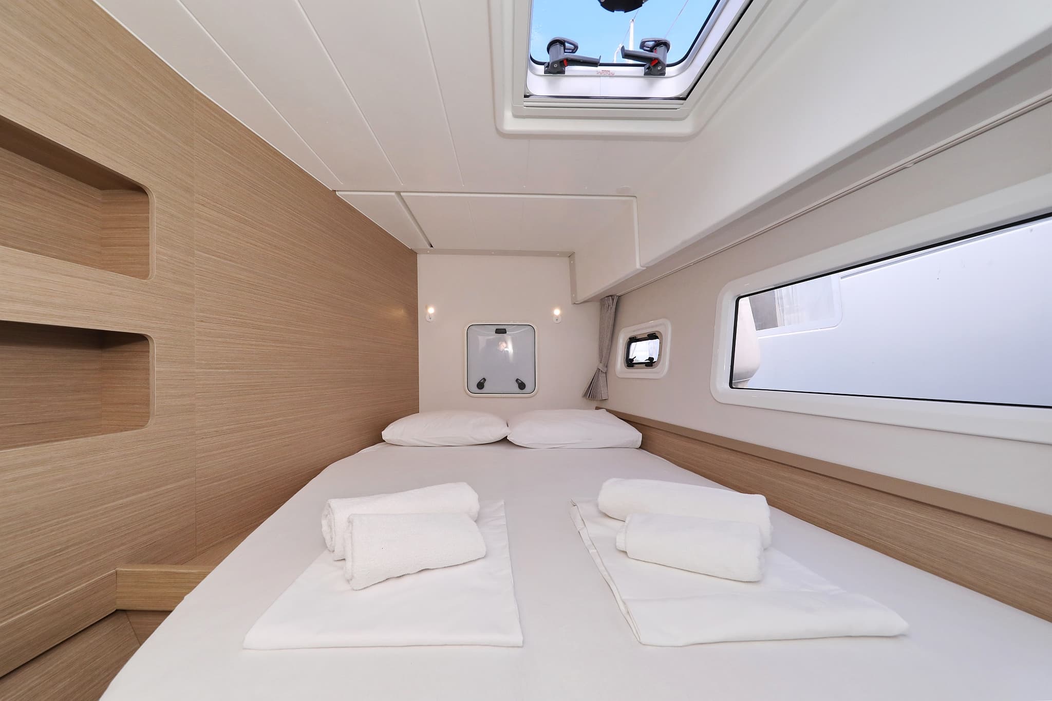 Lagoon 42 - photo 16