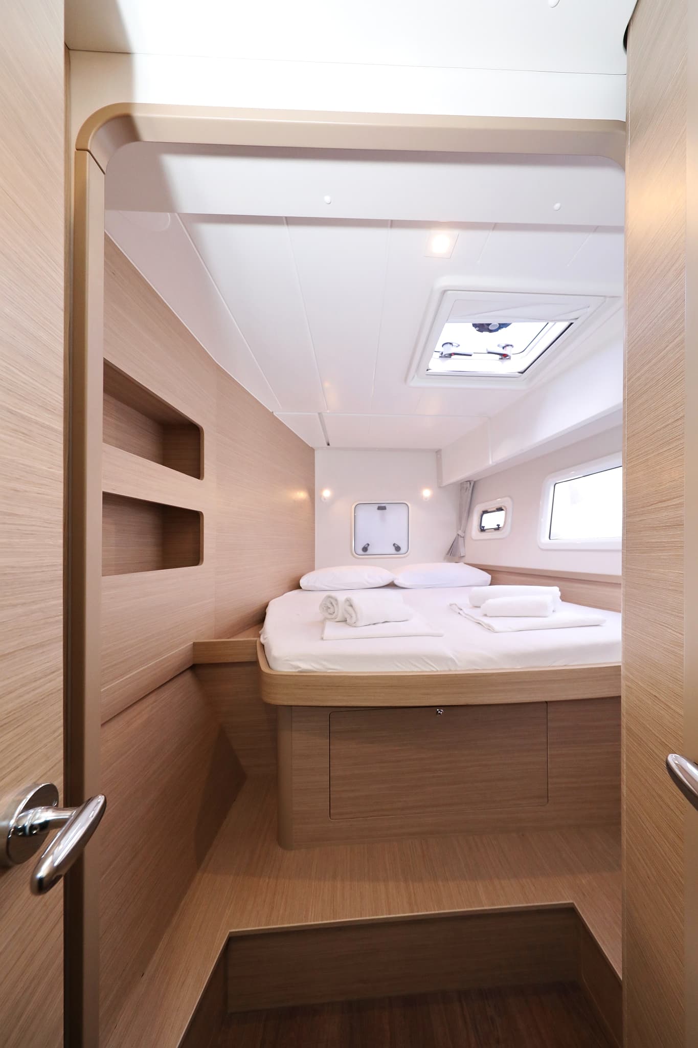 Lagoon 42 - photo 111