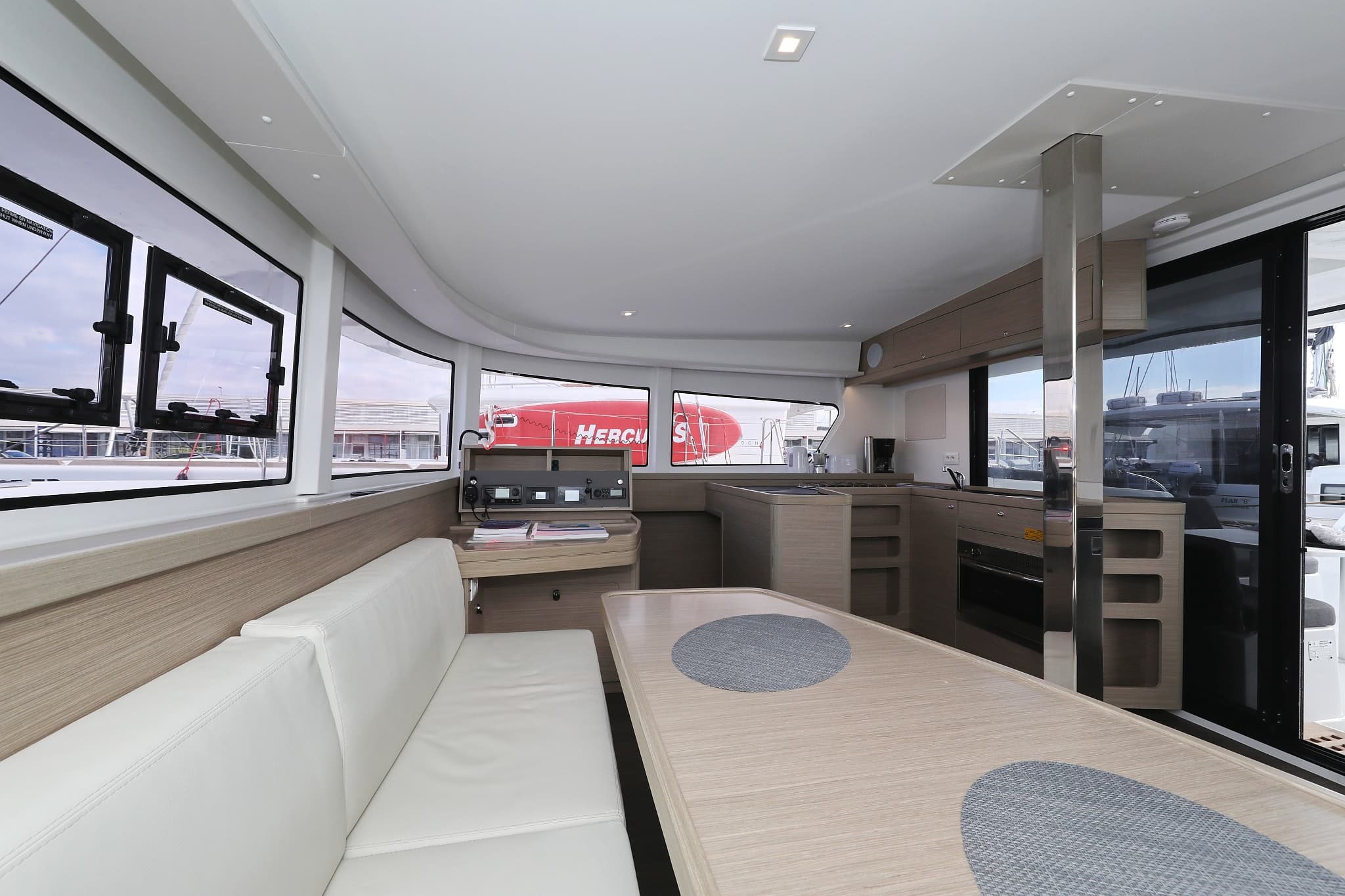 Lagoon 42 - photo 89