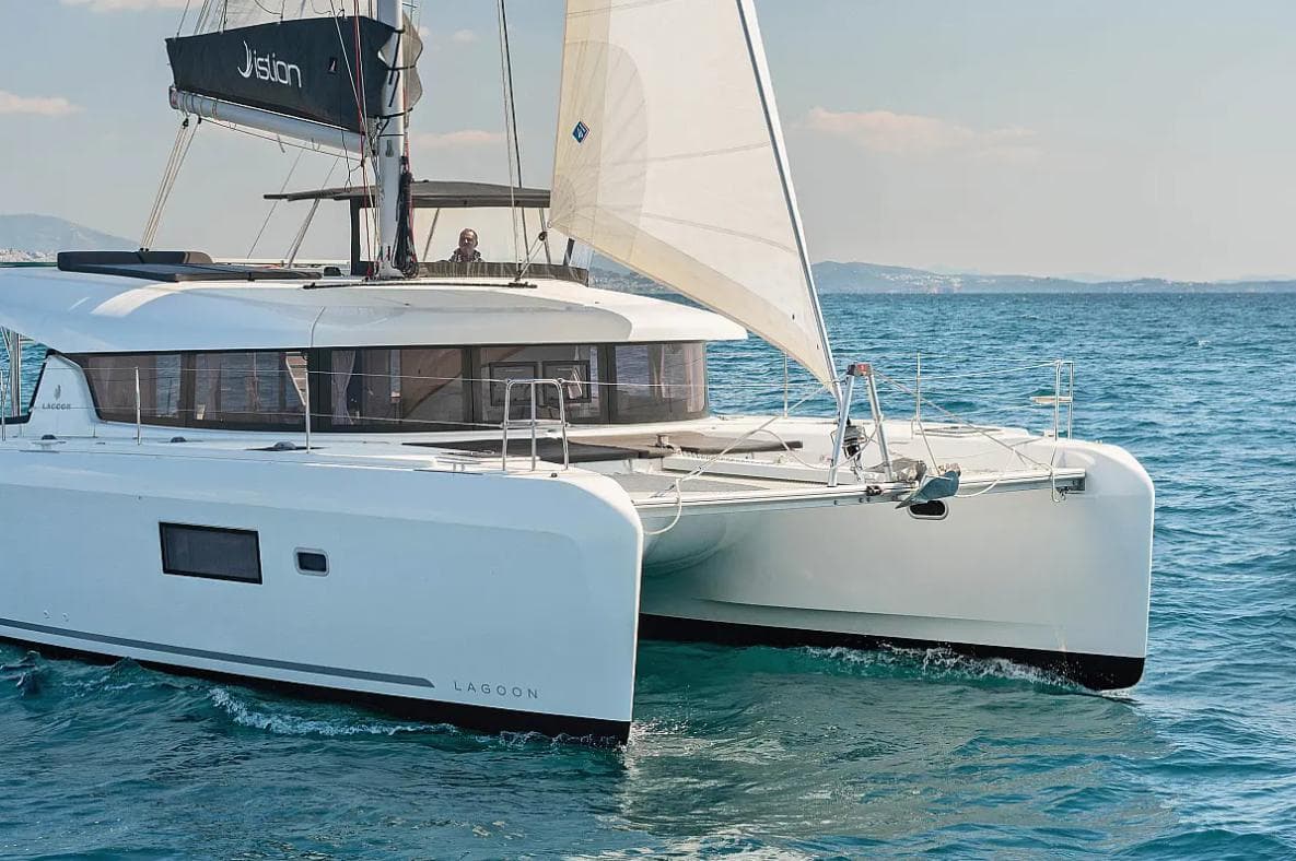 Lagoon 42 - photo 8