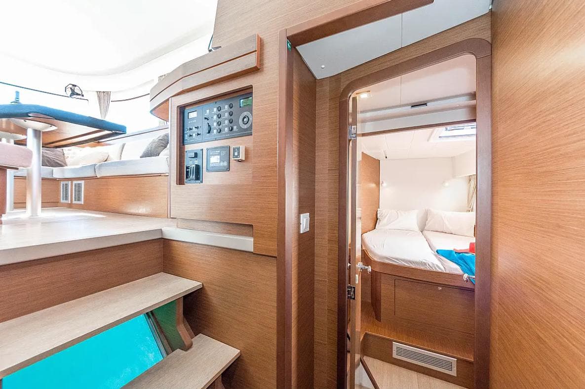 Lagoon 42 - photo 5