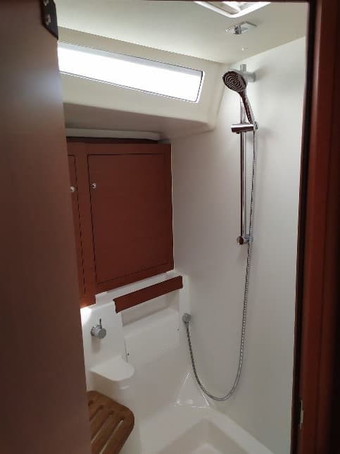 Oceanis 51.1 - photo 11