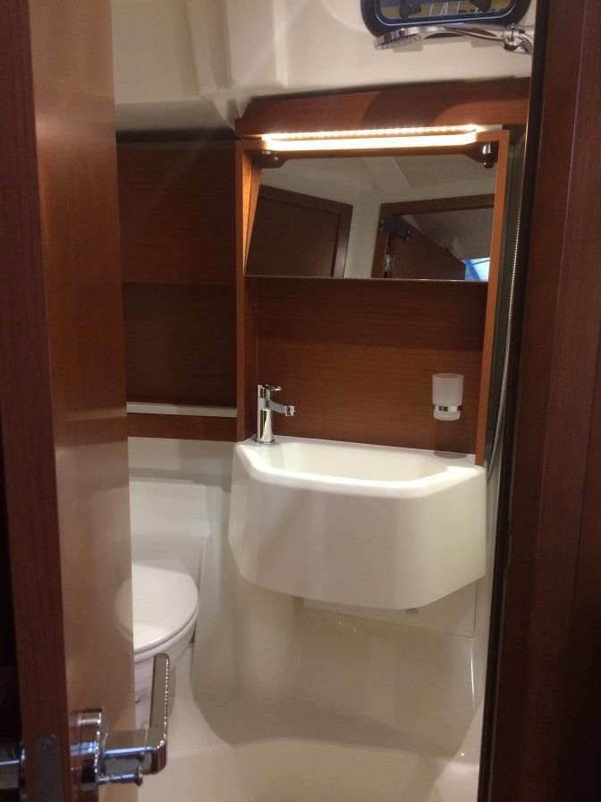 Oceanis 51.1 - photo 6