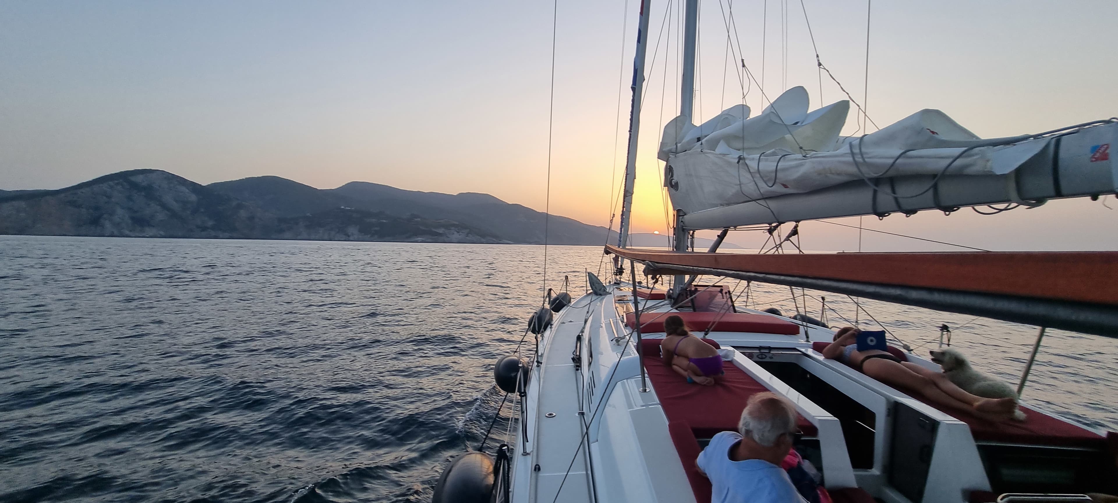 Oceanis 51.1 - photo 17