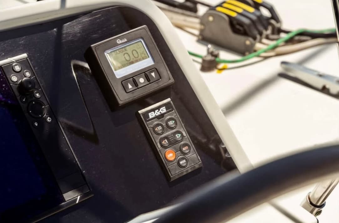 Lagoon 450 Fly - photo 20