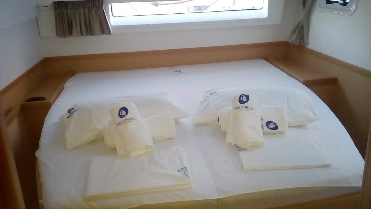 Lagoon 42 - photo 14