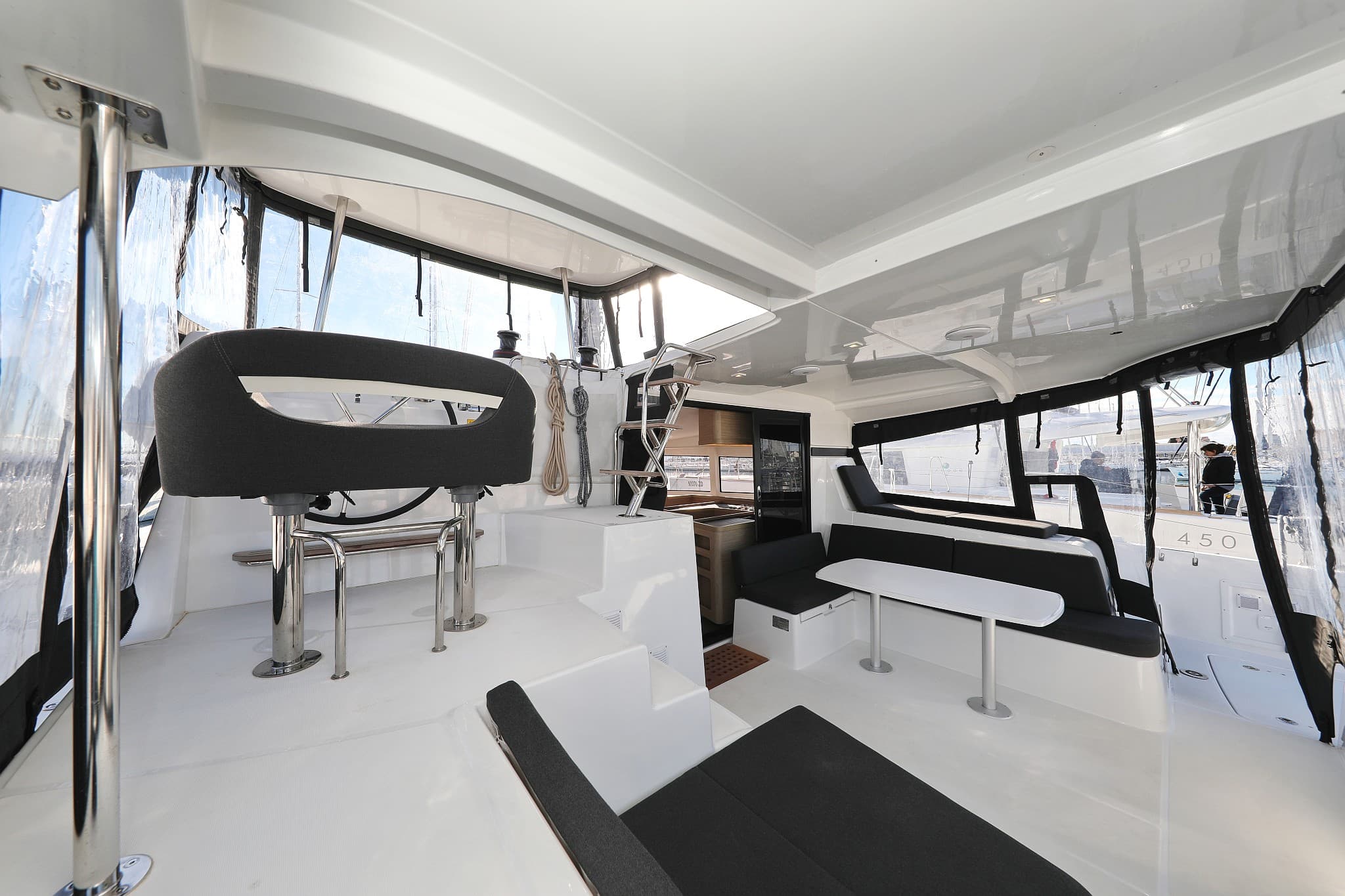 Lagoon 42 - photo 12