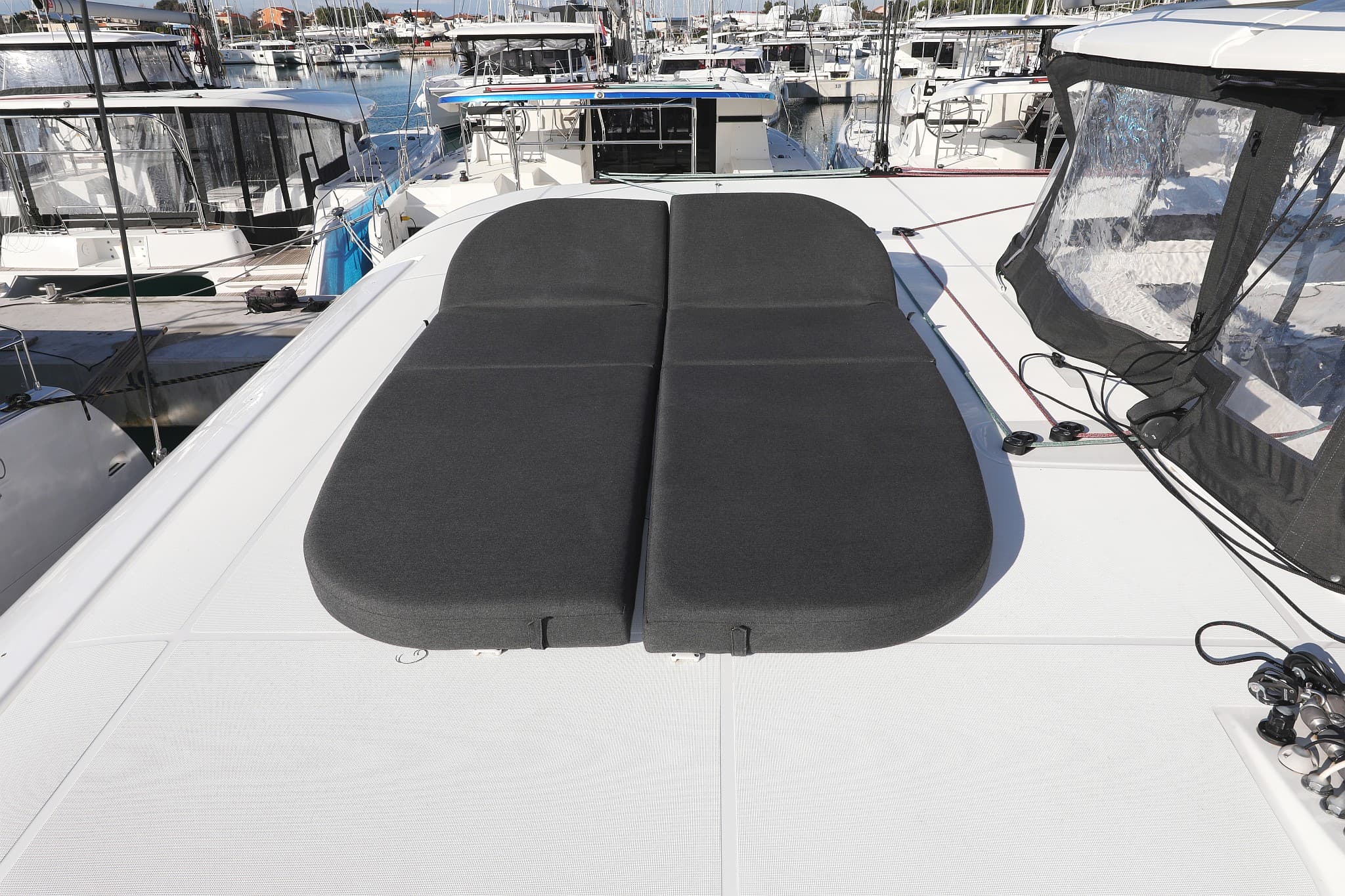 Lagoon 42 - photo 50