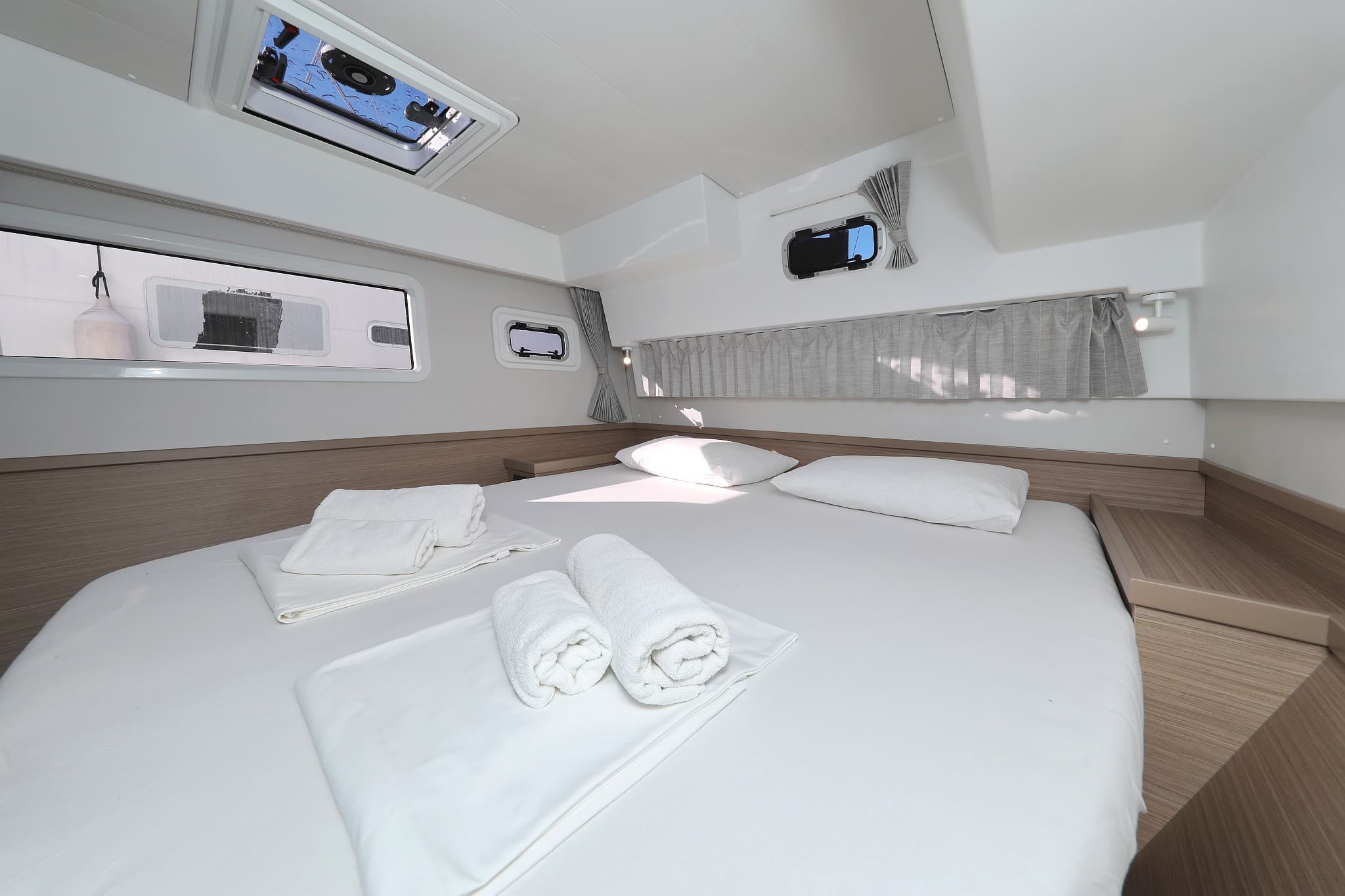 Lagoon 42 - photo 10