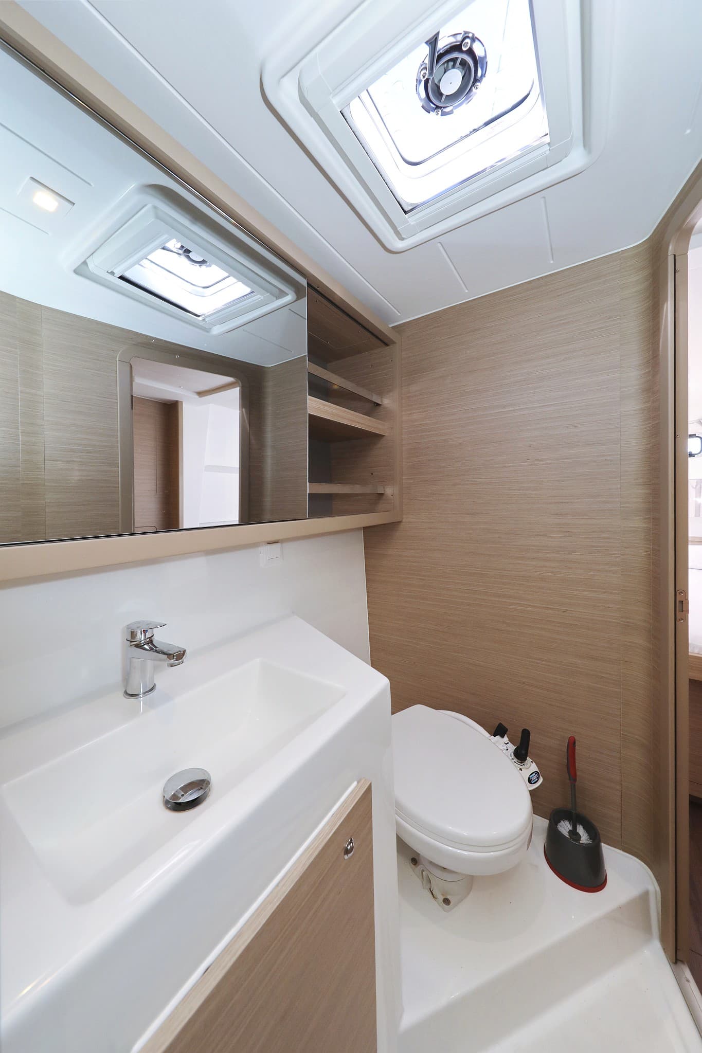 Lagoon 42 - photo 55